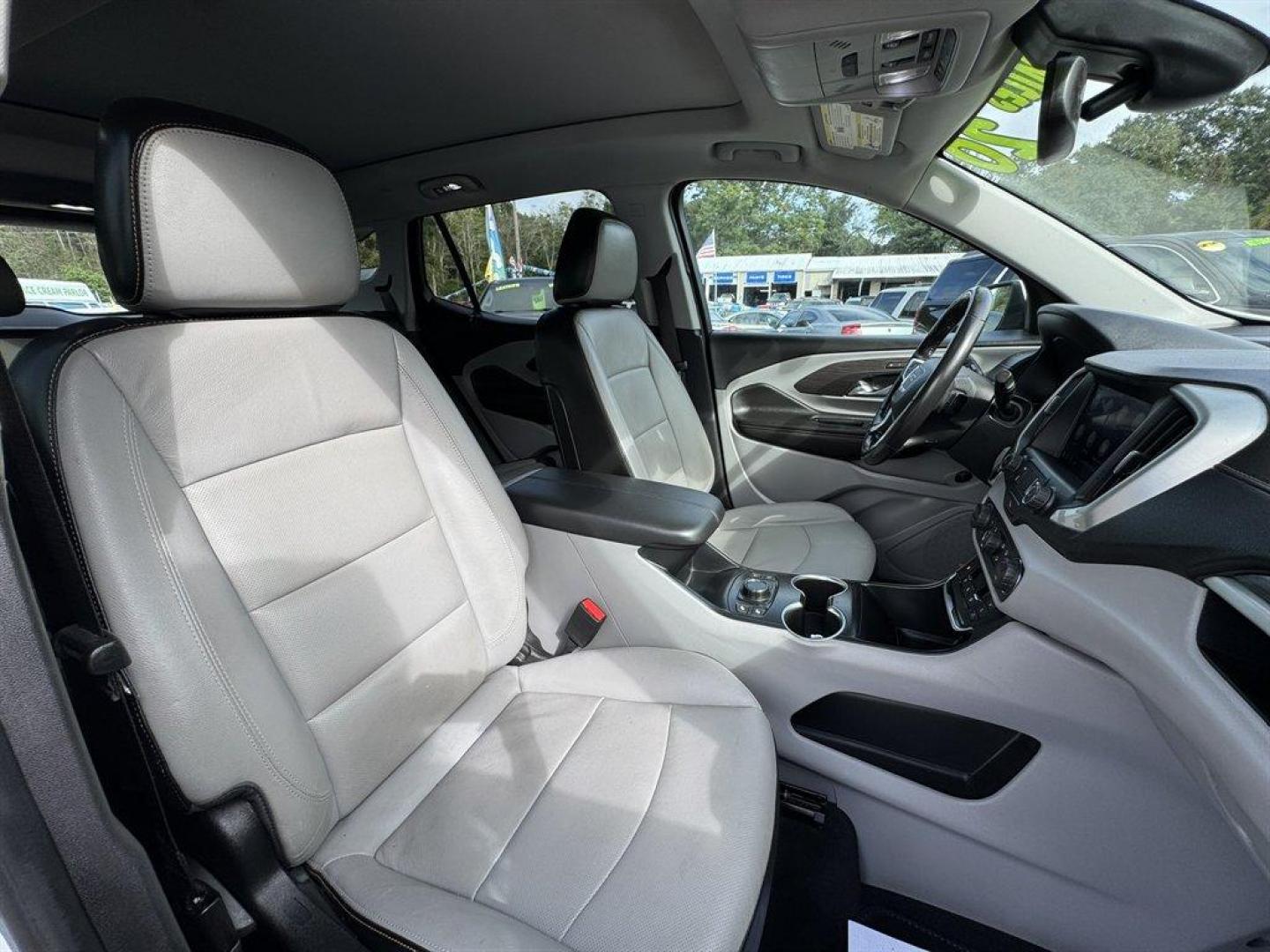 2020 White /Grey GMC Terrain (3GKALPEX0LL) with an 2.0l I-4 DI Dohc T/C 2.0l engine, Automatic transmission, located at 745 East Steele Rd., West Columbia, SC, 29170, (803) 755-9148, 33.927212, -81.148483 - Special Internet Price! 2020 GMC Terrain - Photo#29