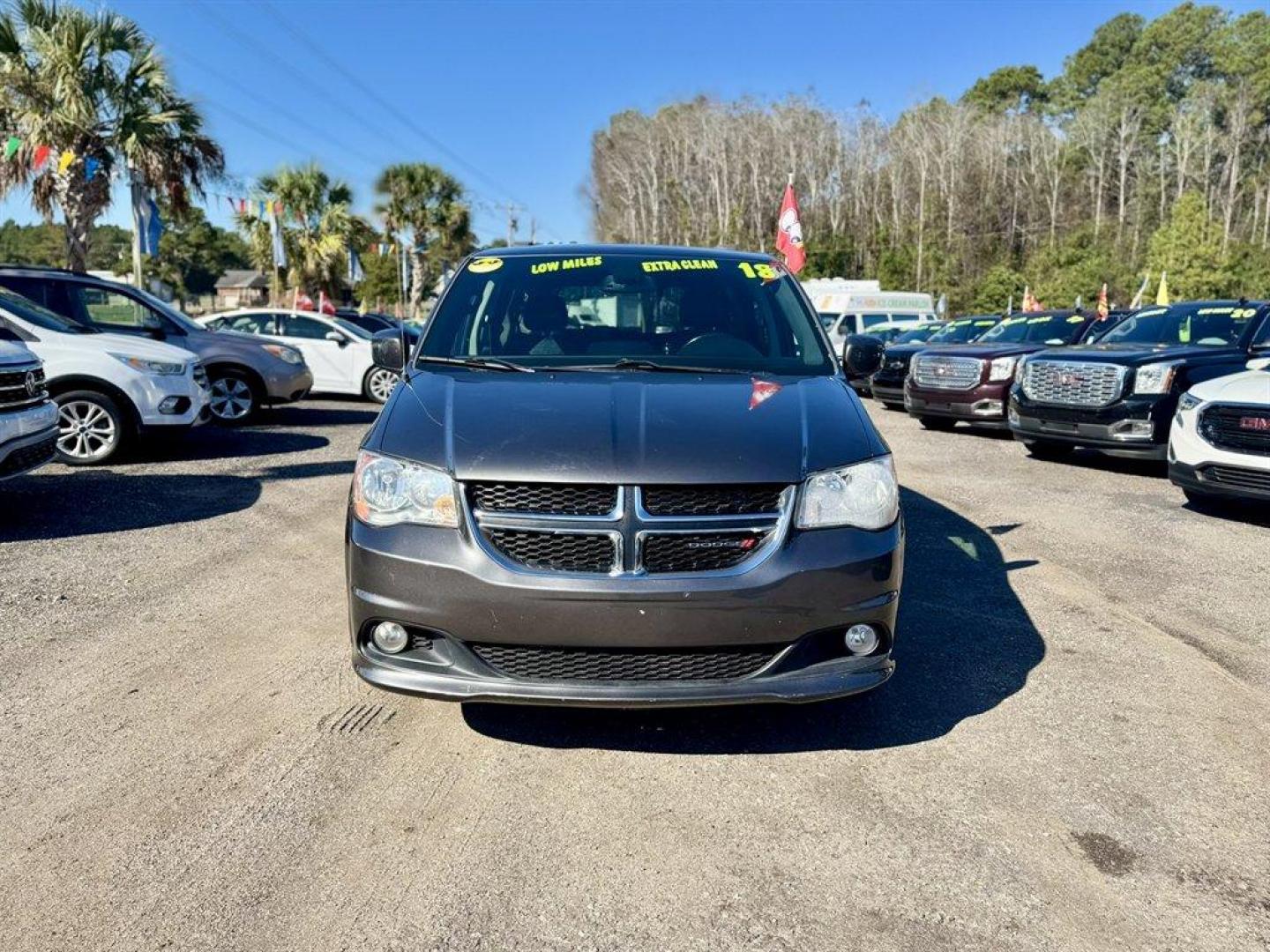 2018 Grey /Black Dodge Grand Caravan (2C4RDGCG7JR) with an 3.6l V6 MPI Dohc VVT Flex engine, Automatic transmission, located at 745 East Steele Rd., West Columbia, SC, 29170, (803) 755-9148, 33.927212, -81.148483 - Special Internet Price! 2018 Dodge Grand Caravan - Photo#1