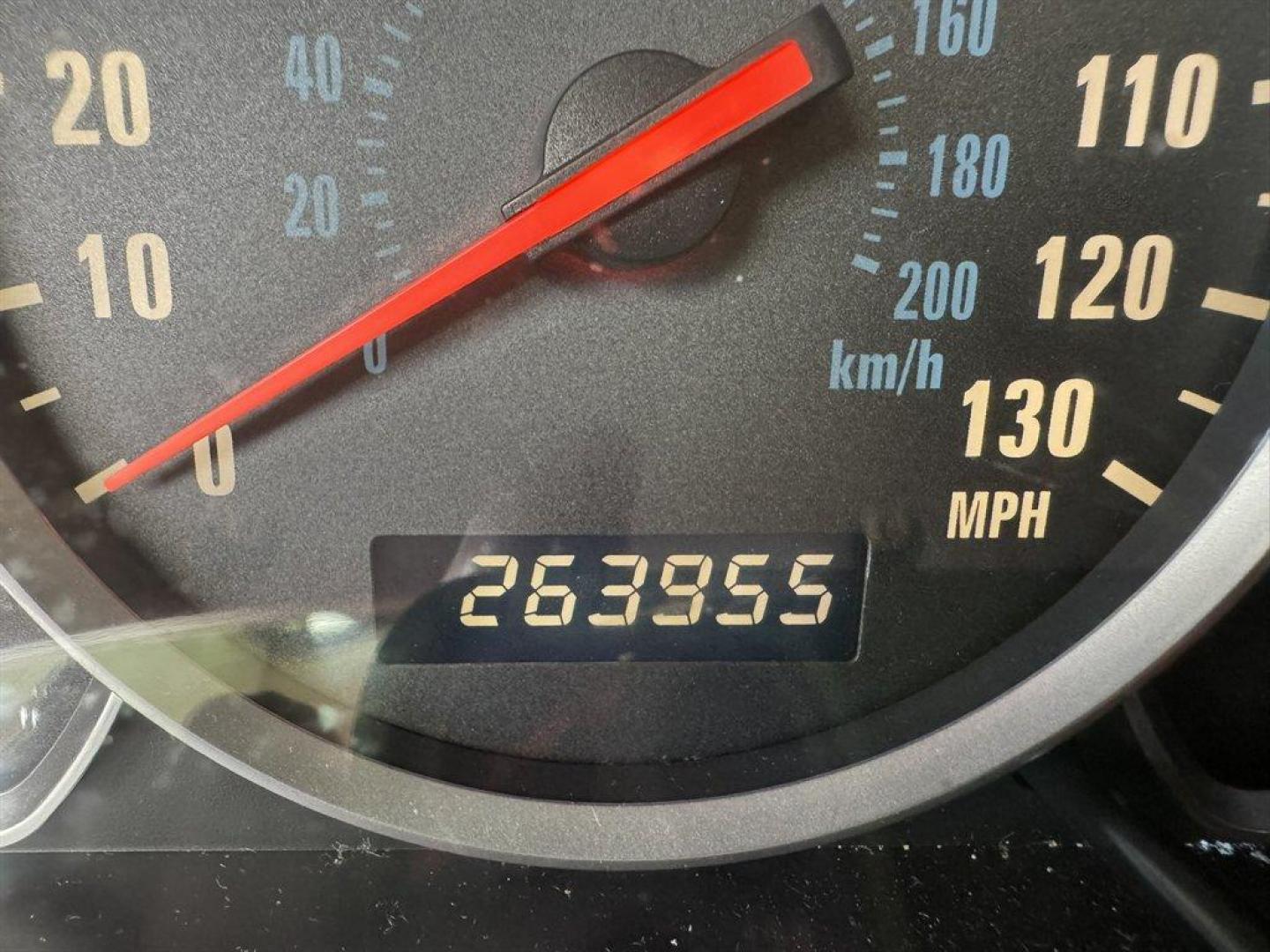 2006 Bronze /Tan Suzuki XL-7 (JS3TY92V364) with an 2.7l V6 MPI 2.7l engine, Automatic transmission, located at 745 East Steele Rd., West Columbia, SC, 29170, (803) 755-9148, 33.927212, -81.148483 - Special Internet Price! 2006 Suzuki XL-7 - Photo#10