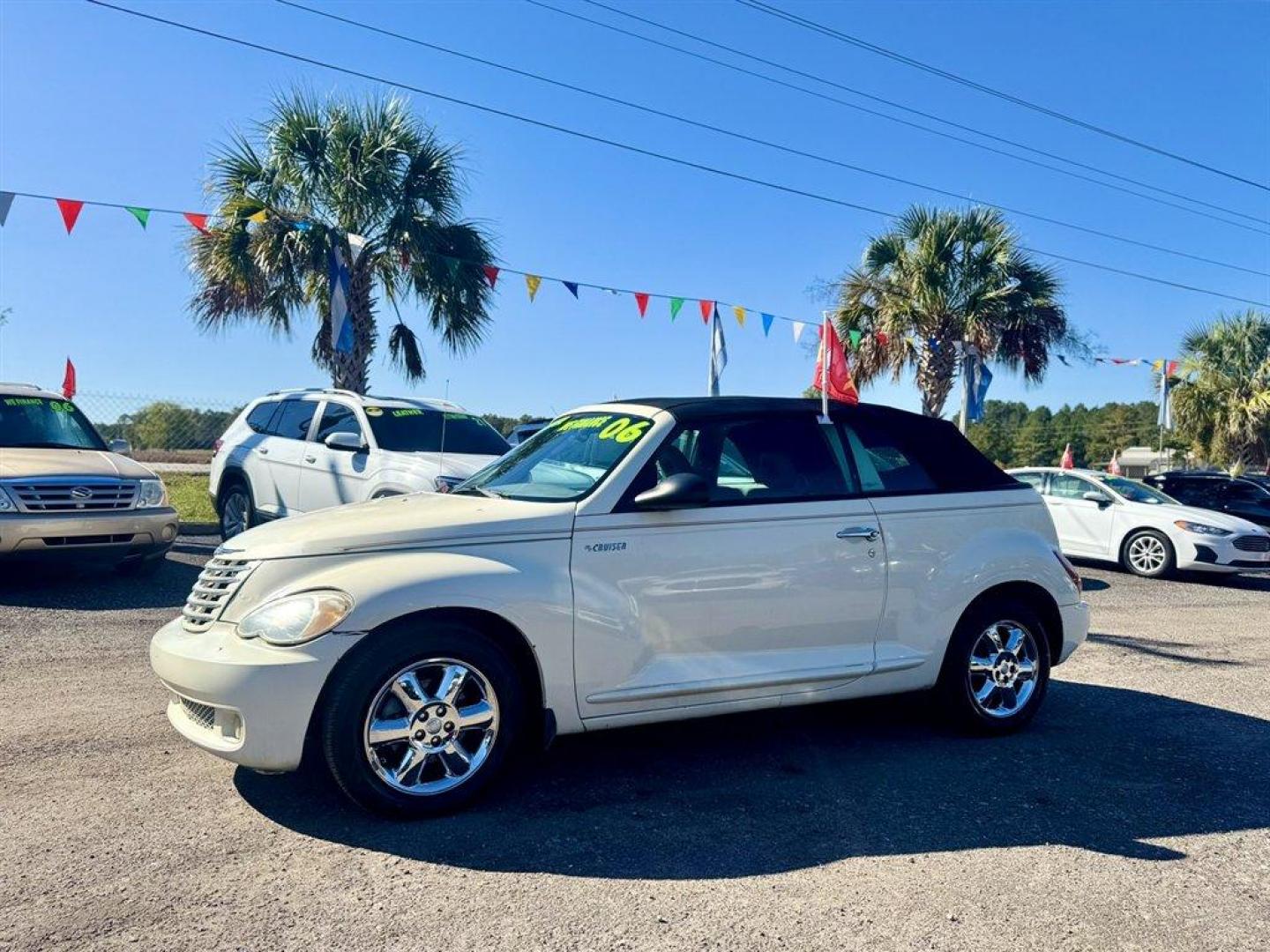 2006 White /Grey Chrysler PT Cruiser (3C3JY55E36T) with an 2.4l I-4 Dohc T/C 2.4l engine, Automatic transmission, located at 745 East Steele Rd., West Columbia, SC, 29170, (803) 755-9148, 33.927212, -81.148483 - Special Internet Price! 2006 Chrysler PT Cruiser - Photo#0