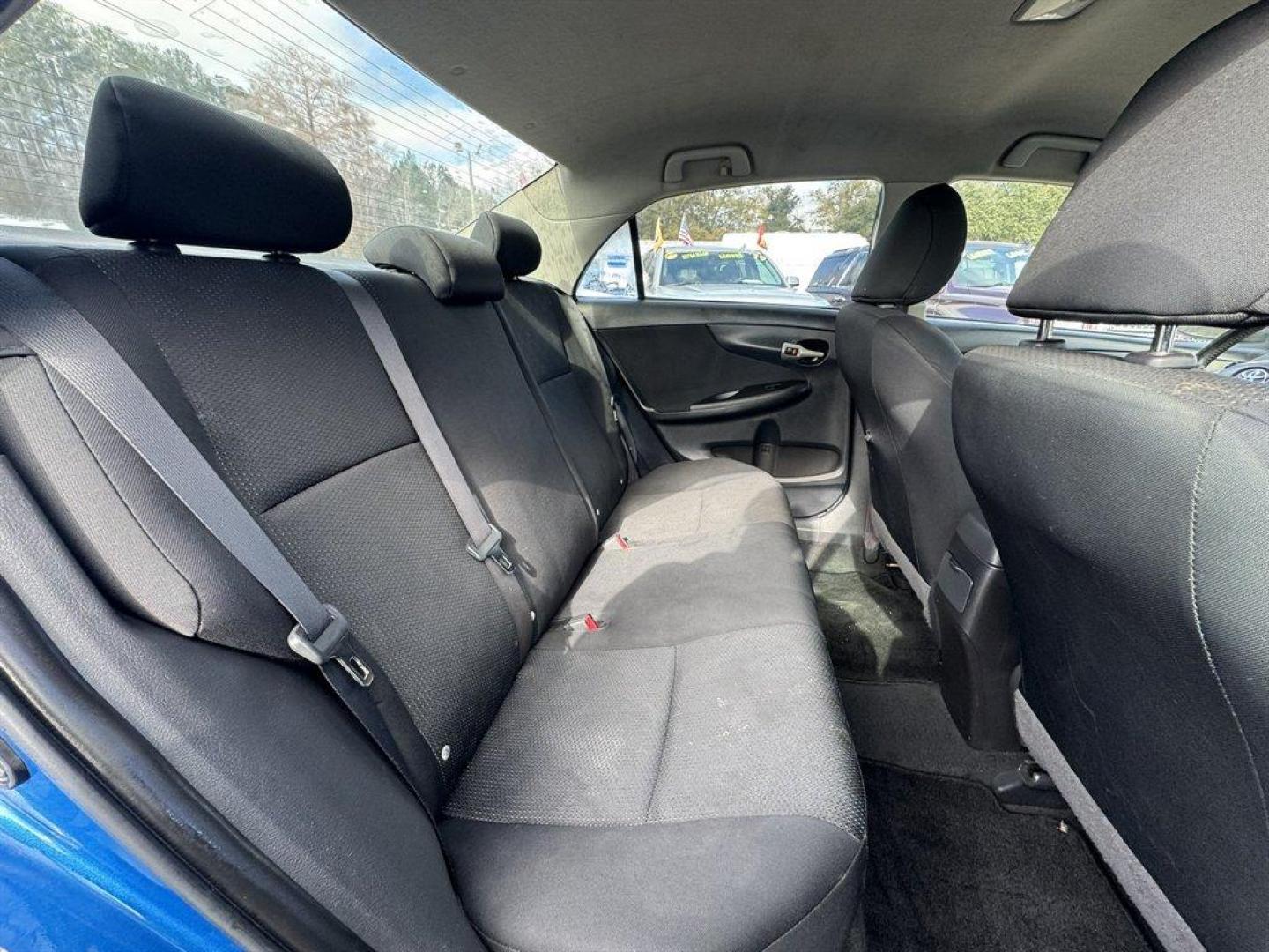 2009 Blue /Black Toyota Corolla (1NXBU40E29Z) with an 1.8l I-4 EFI Dohc 1.8l engine, Automatic transmission, located at 745 East Steele Rd., West Columbia, SC, 29170, (803) 755-9148, 33.927212, -81.148483 - Photo#17