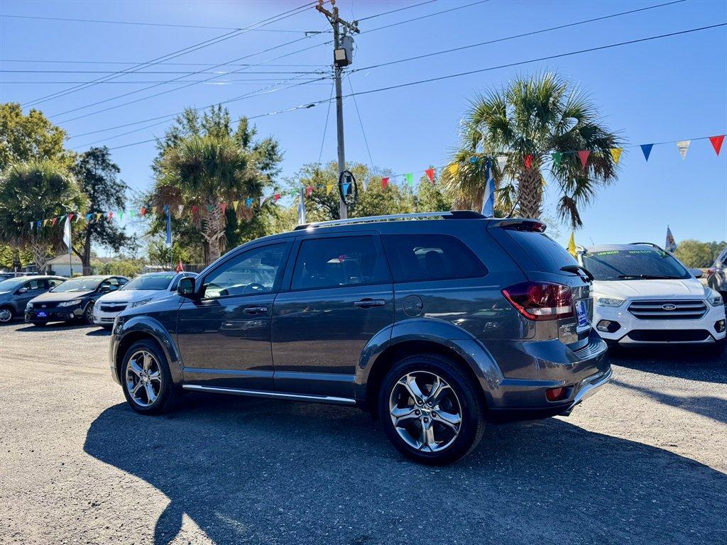 2016 Grey /Black Dodge Journey (3C4PDCGG9GT) with an 3.6l V6 MPI Dohc VVT Flex engine, Automatic transmission, located at 745 East Steele Rd., West Columbia, SC, 29170, (803) 755-9148, 33.927212, -81.148483 - Special Internet Price! 2016 Dodge Journey - Photo#5