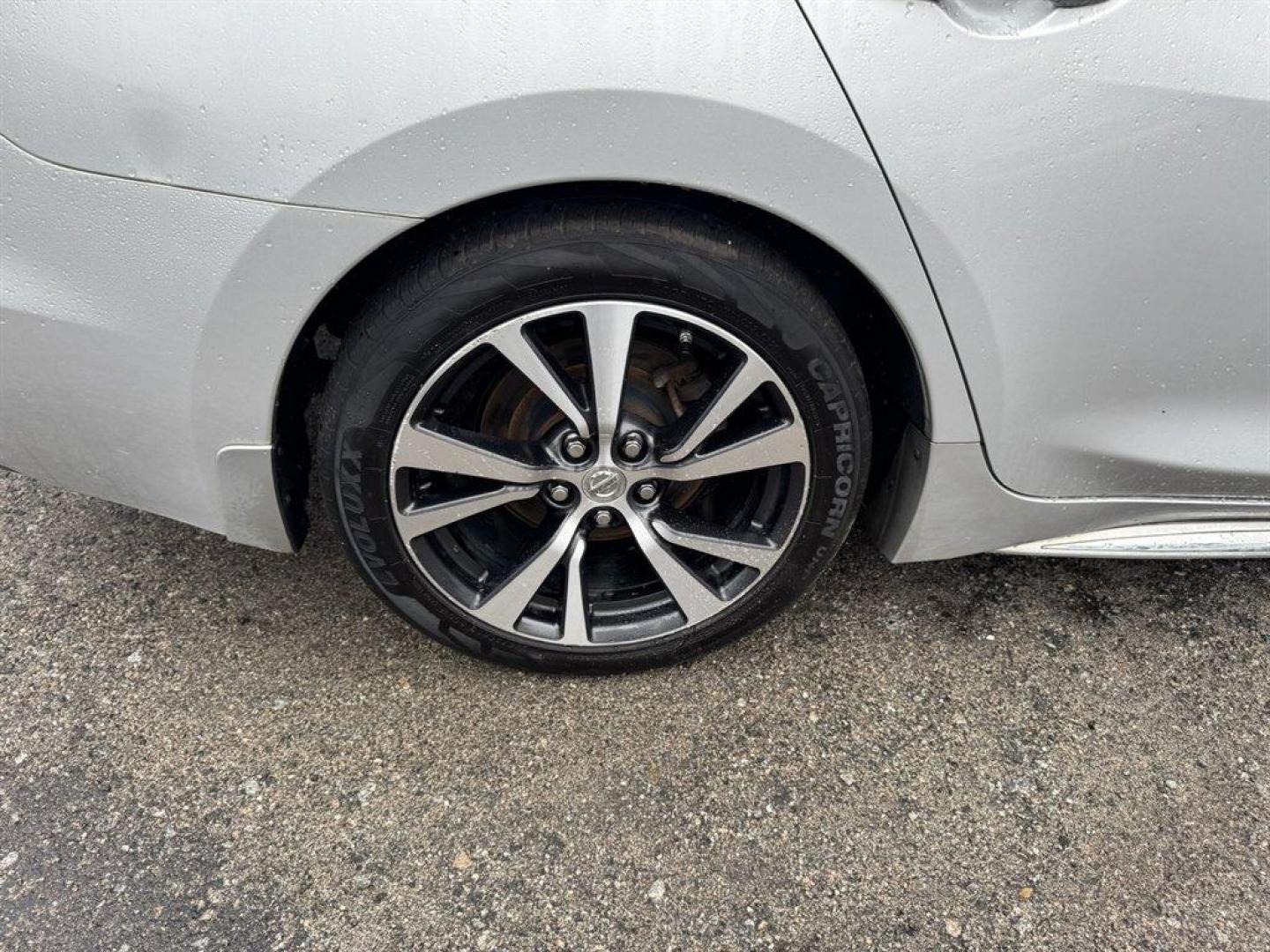 2017 Silver /Black Nissan Maxima (1N4AA6AP5HC) with an 3.5l V6 Smpi Dohc Cvtcs 3 engine, Automatic transmission, located at 745 East Steele Rd., West Columbia, SC, 29170, (803) 755-9148, 33.927212, -81.148483 - Special Internet Price! 2017 Nissan Maxima - Photo#32