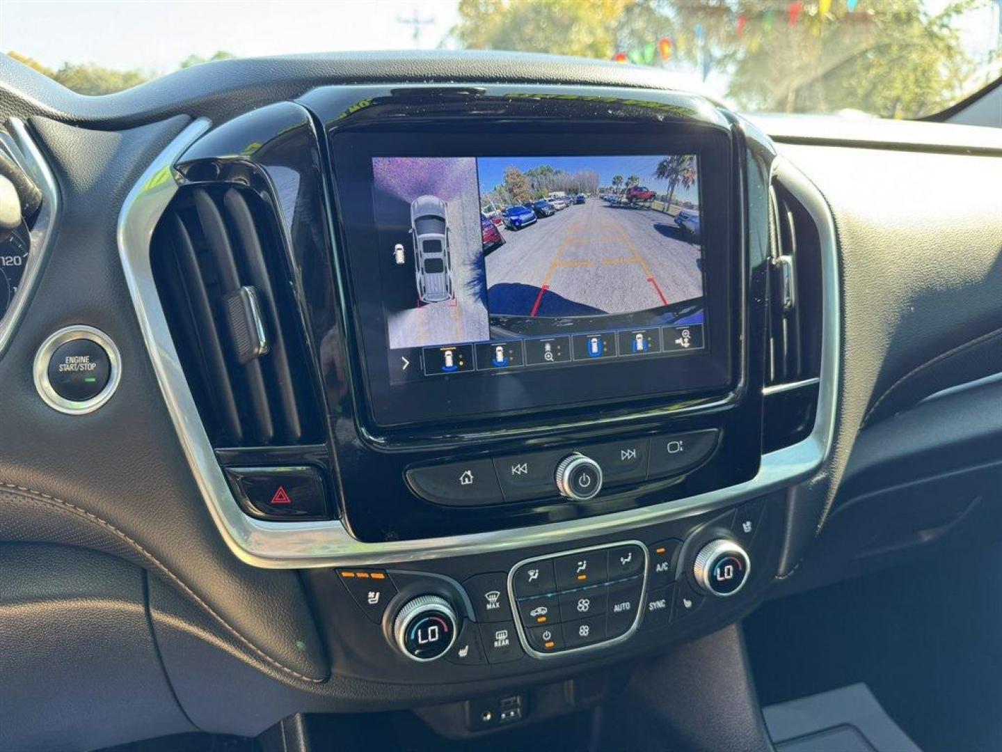 2021 Black /Black Chevrolet Traverse (1GNERKKW2MJ) with an 3.6l V6 DI Dohc 3.6l engine, Automatic transmission, located at 745 East Steele Rd., West Columbia, SC, 29170, (803) 755-9148, 33.927212, -81.148483 - Special Internet Price! 2021 Chevrolet Traverse - Photo#13