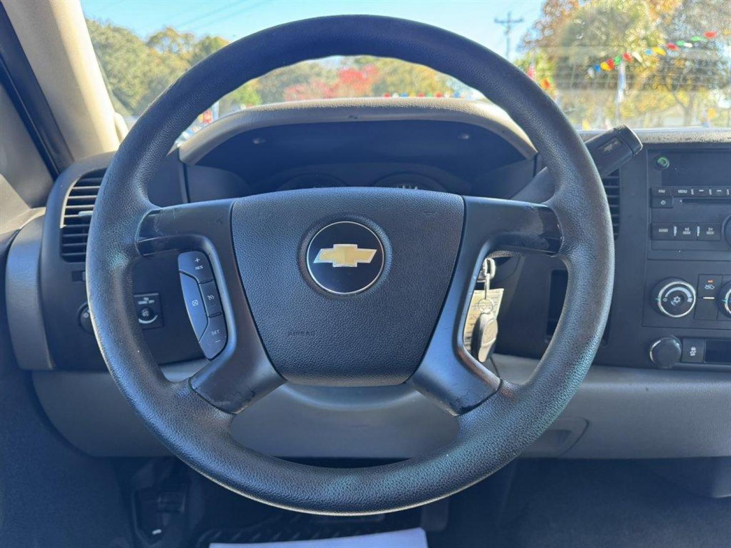 2012 Blue /Black Chevrolet Silverado 1500 (3GCPCREA7CG) with an 4.8l V8 SFI OHV Flex 4.8l engine, Automatic transmission, located at 745 East Steele Rd., West Columbia, SC, 29170, (803) 755-9148, 33.927212, -81.148483 - Special Internet Price! 2012 Chevrolet Silverado 1500 - Photo#7