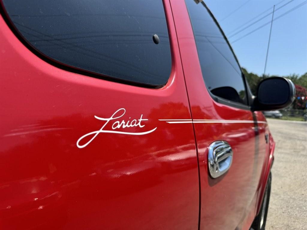 2001 Red /Grey Ford F150 (2FTRX08L21C) with an 5.4l V8 EFI Sohc 5.4l engine, Automatic transmission, located at 745 East Steele Rd., West Columbia, SC, 29170, (803) 755-9148, 33.927212, -81.148483- Photo#25