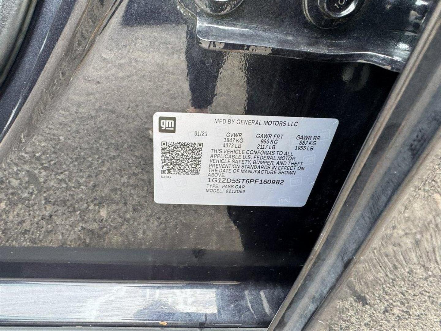 2023 Grey /Black Chevrolet Malibu (1G1ZD5ST6PF) with an 1.5l I-4 DI Dohc T/C 1.5l engine, Automatic transmission, located at 745 East Steele Rd., West Columbia, SC, 29170, (803) 755-9148, 33.927212, -81.148483 - Photo#31