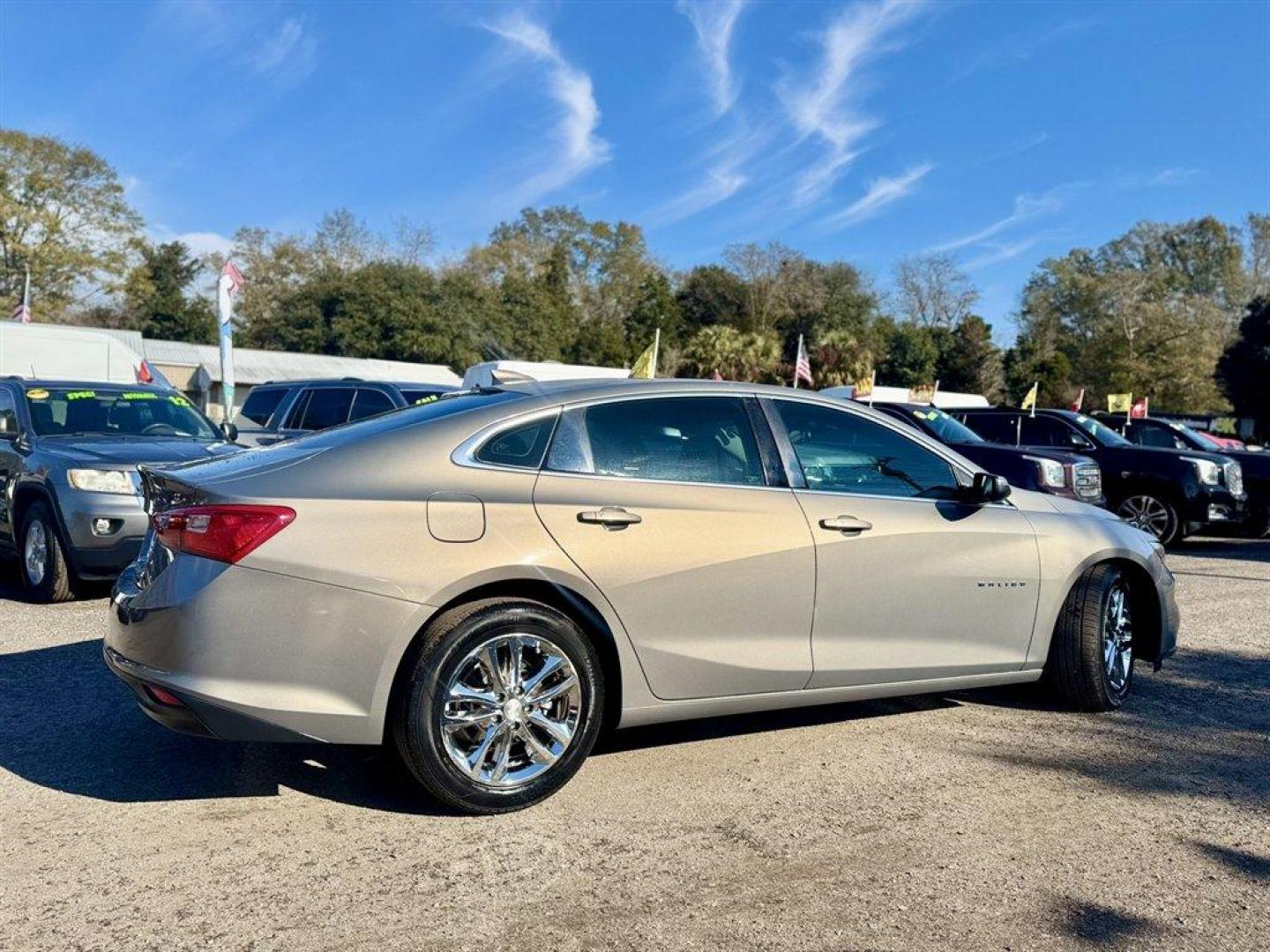 2018 Bronze /Black Chevrolet Malibu (1G1ZD5ST8JF) with an 1.5l I-4 DI Dohc T/C 1.5l engine, Automatic transmission, located at 745 East Steele Rd., West Columbia, SC, 29170, (803) 755-9148, 33.927212, -81.148483 - Photo#3