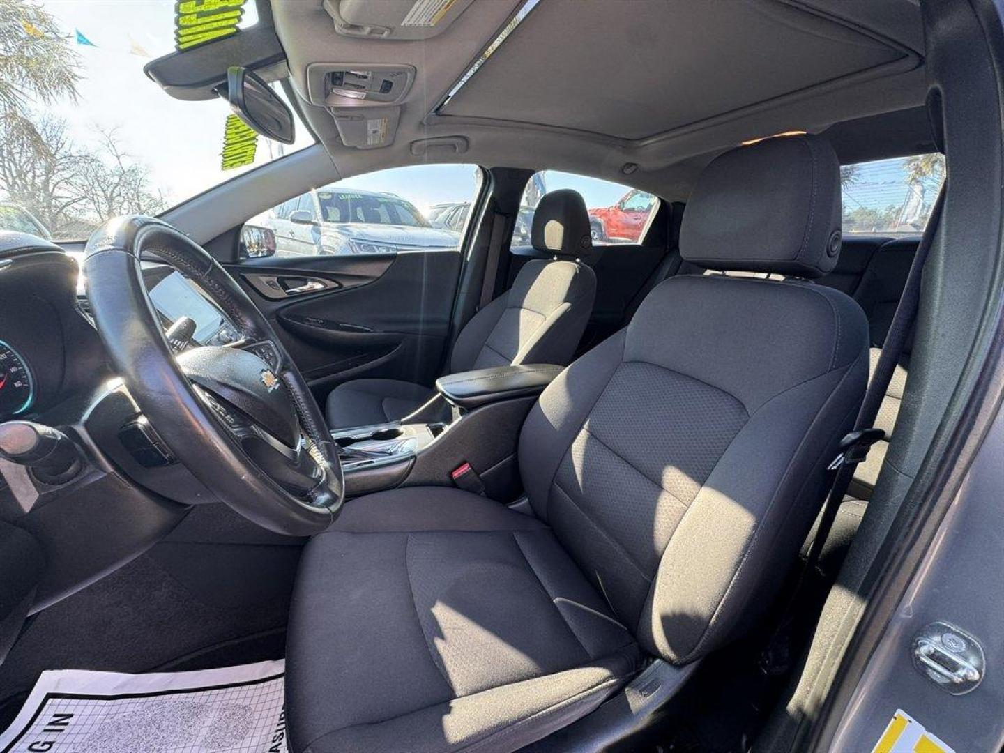 2018 Bronze /Black Chevrolet Malibu (1G1ZD5ST8JF) with an 1.5l I-4 DI Dohc T/C 1.5l engine, Automatic transmission, located at 745 East Steele Rd., West Columbia, SC, 29170, (803) 755-9148, 33.927212, -81.148483 - Photo#17