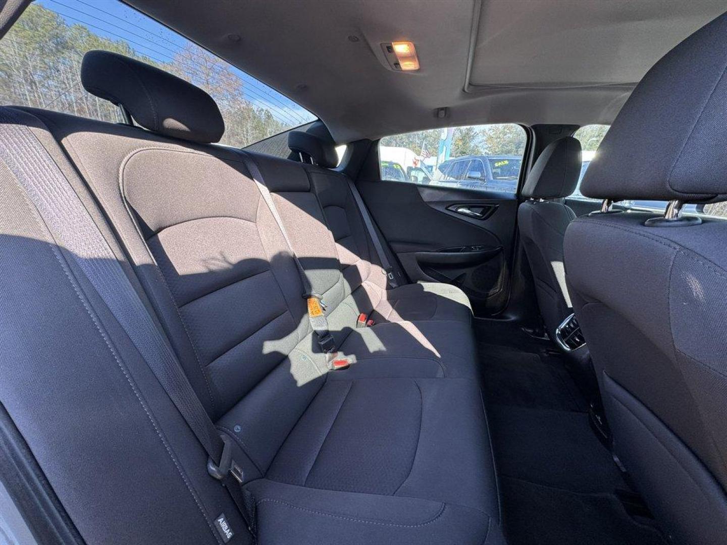 2018 Bronze /Black Chevrolet Malibu (1G1ZD5ST8JF) with an 1.5l I-4 DI Dohc T/C 1.5l engine, Automatic transmission, located at 745 East Steele Rd., West Columbia, SC, 29170, (803) 755-9148, 33.927212, -81.148483 - Photo#22