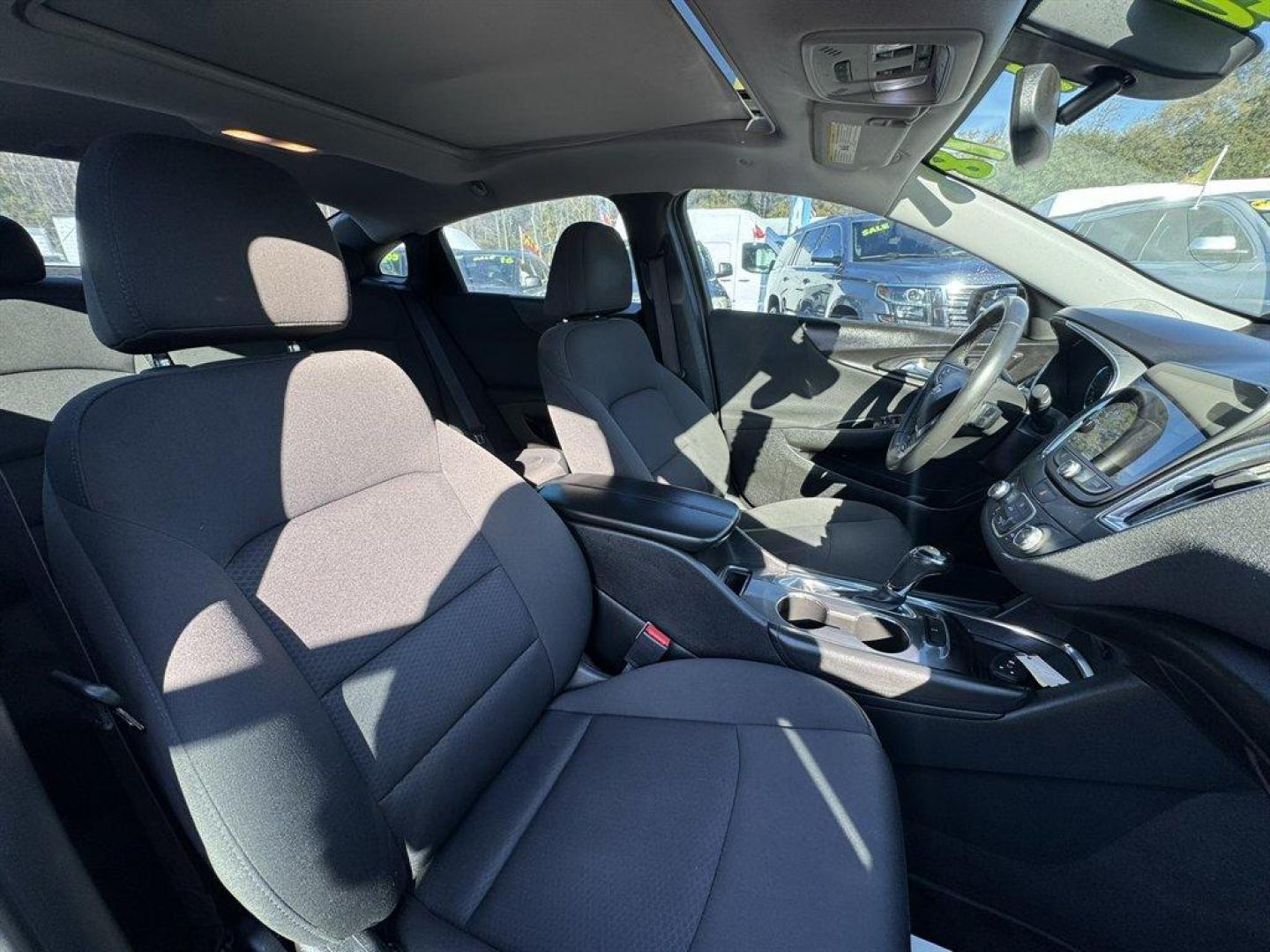 2018 Bronze /Black Chevrolet Malibu (1G1ZD5ST8JF) with an 1.5l I-4 DI Dohc T/C 1.5l engine, Automatic transmission, located at 745 East Steele Rd., West Columbia, SC, 29170, (803) 755-9148, 33.927212, -81.148483 - Photo#24