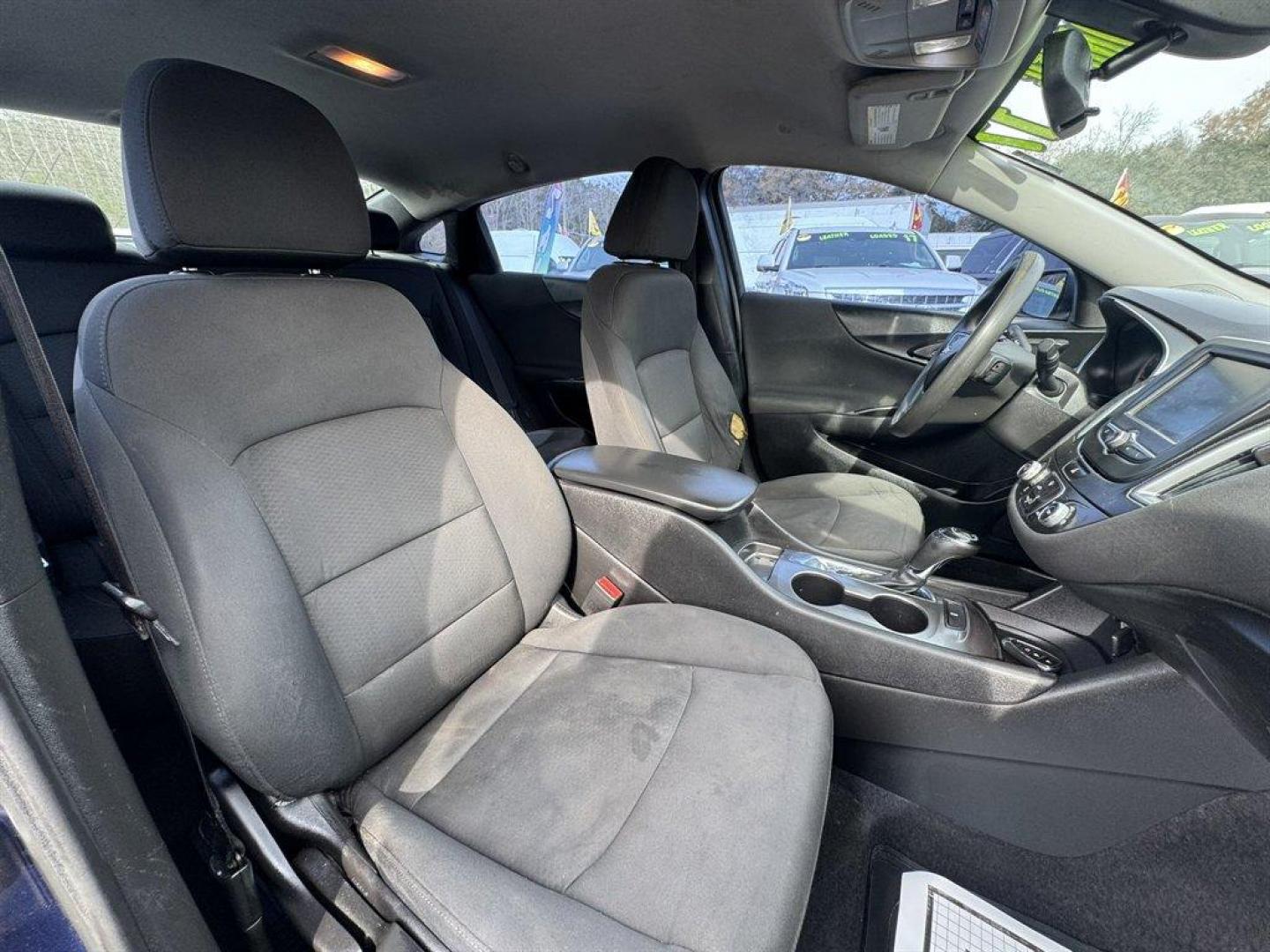 2017 Blue /Black Chevrolet Malibu (1G1ZB5ST3HF) with an 1.5l I-4 DI Dohc T/C 1.5l engine, Automatic transmission, located at 745 East Steele Rd., West Columbia, SC, 29170, (803) 755-9148, 33.927212, -81.148483 - Photo#22