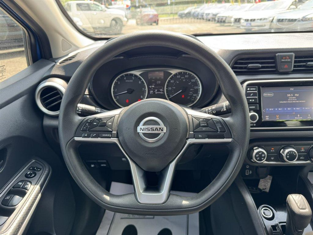 2021 Blue /Black Nissan Versa (3N1CN8DV8ML) with an 1.6l I-4 Smpi Dohc Cvtcs engine, Automatic transmission, located at 745 East Steele Rd., West Columbia, SC, 29170, (803) 755-9148, 33.927212, -81.148483- Photo#7