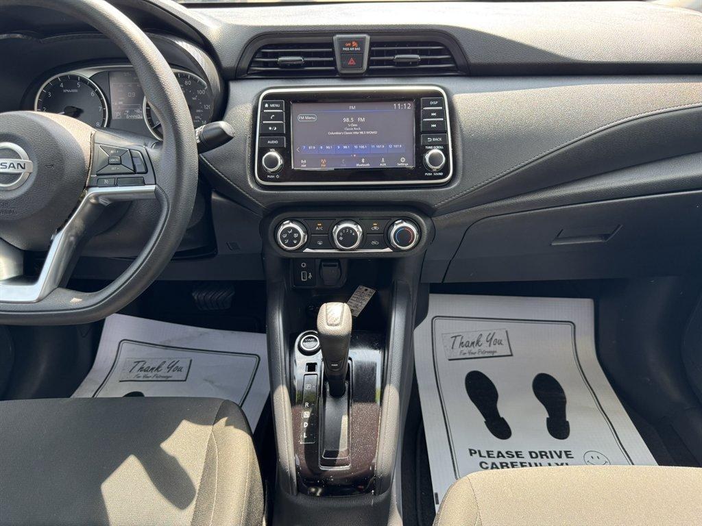 2021 Blue /Black Nissan Versa (3N1CN8DV8ML) with an 1.6l I-4 Smpi Dohc Cvtcs engine, Automatic transmission, located at 745 East Steele Rd., West Columbia, SC, 29170, (803) 755-9148, 33.927212, -81.148483- Photo#11