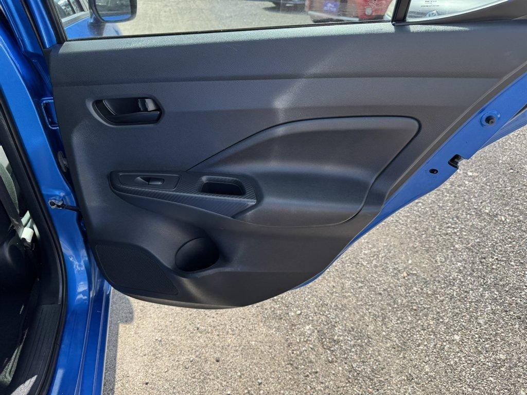 2021 Blue /Black Nissan Versa (3N1CN8DV8ML) with an 1.6l I-4 Smpi Dohc Cvtcs engine, Automatic transmission, located at 745 East Steele Rd., West Columbia, SC, 29170, (803) 755-9148, 33.927212, -81.148483- Photo#22