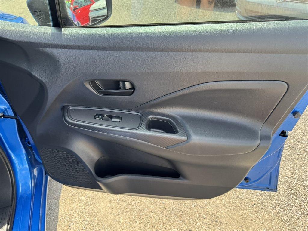 2021 Blue /Black Nissan Versa (3N1CN8DV8ML) with an 1.6l I-4 Smpi Dohc Cvtcs engine, Automatic transmission, located at 745 East Steele Rd., West Columbia, SC, 29170, (803) 755-9148, 33.927212, -81.148483- Photo#24
