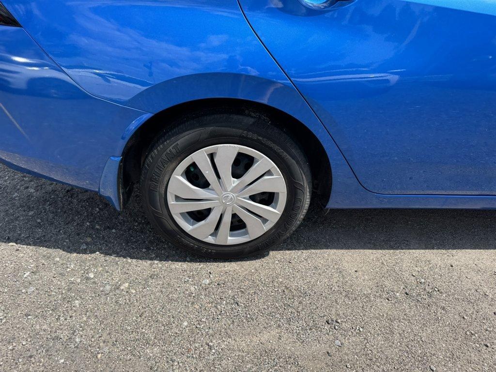 2021 Blue /Black Nissan Versa (3N1CN8DV8ML) with an 1.6l I-4 Smpi Dohc Cvtcs engine, Automatic transmission, located at 745 East Steele Rd., West Columbia, SC, 29170, (803) 755-9148, 33.927212, -81.148483- Photo#27