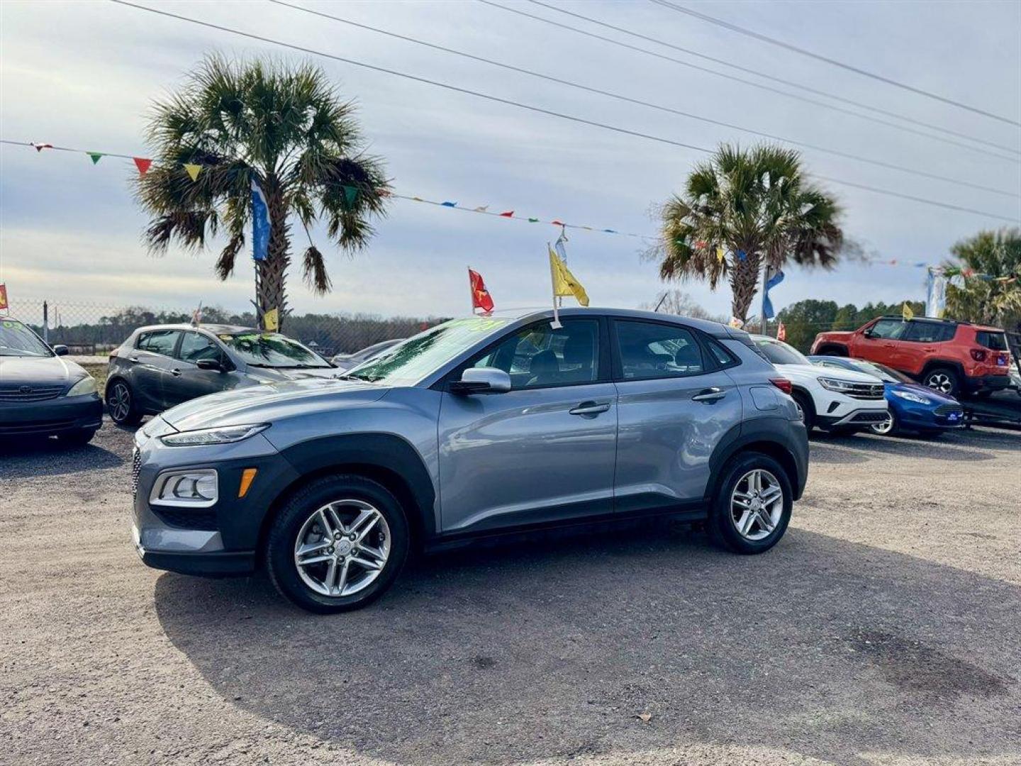2021 Silver /Black Hyundai Kona (KM8K12AA8MU) with an 2.0l I-4 MPI Dohc 2.0l engine, Automatic transmission, located at 745 East Steele Rd., West Columbia, SC, 29170, (803) 755-9148, 33.927212, -81.148483 - Photo#0