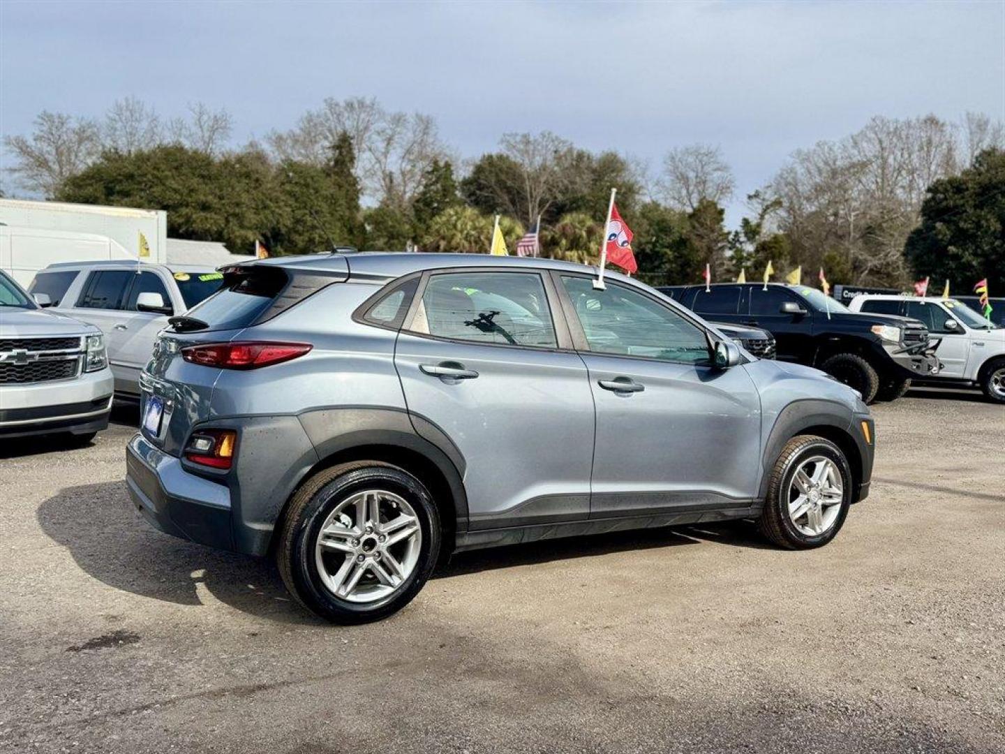 2021 Silver /Black Hyundai Kona (KM8K12AA8MU) with an 2.0l I-4 MPI Dohc 2.0l engine, Automatic transmission, located at 745 East Steele Rd., West Columbia, SC, 29170, (803) 755-9148, 33.927212, -81.148483 - Photo#3