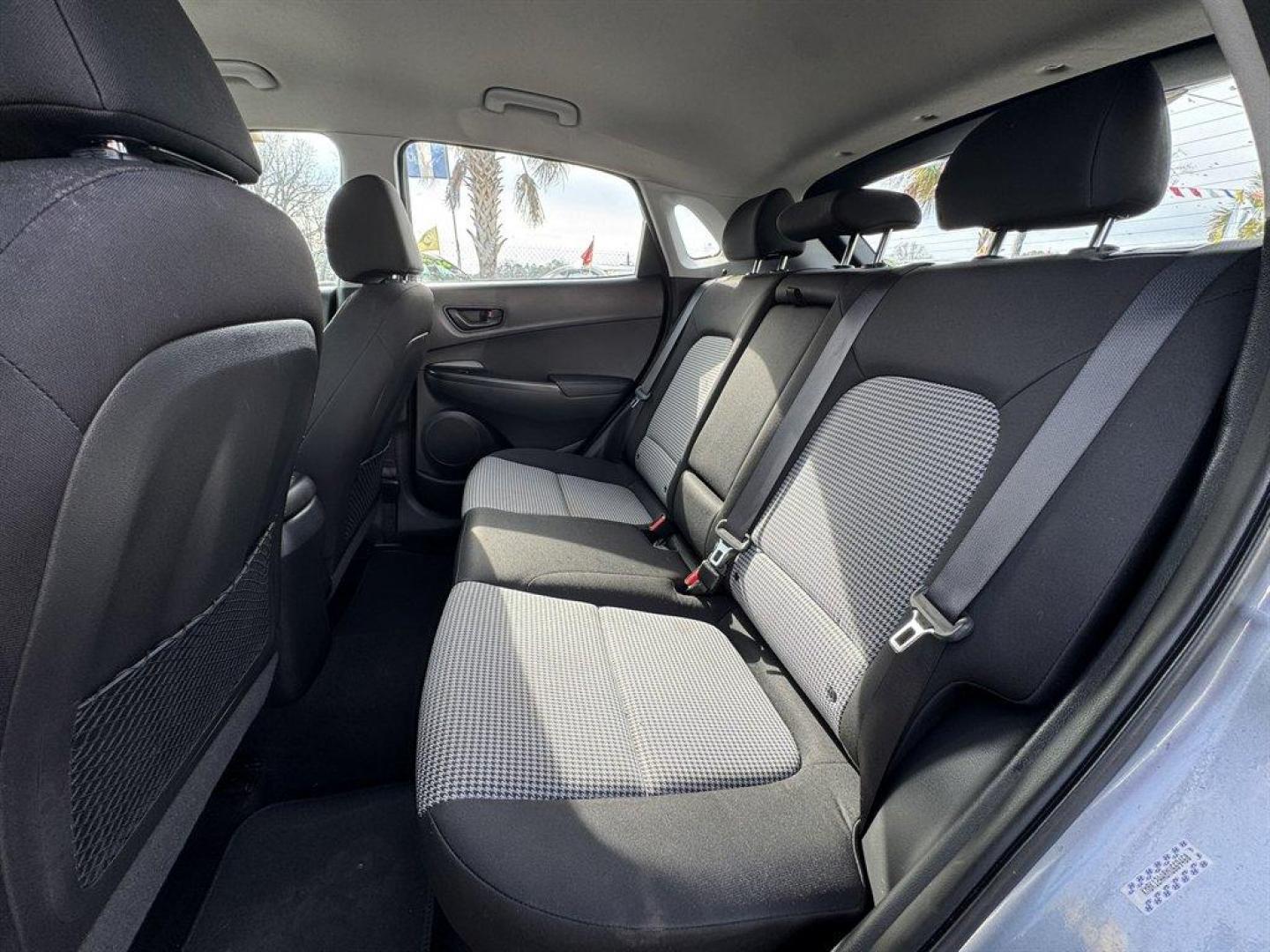 2021 Silver /Black Hyundai Kona (KM8K12AA8MU) with an 2.0l I-4 MPI Dohc 2.0l engine, Automatic transmission, located at 745 East Steele Rd., West Columbia, SC, 29170, (803) 755-9148, 33.927212, -81.148483 - Photo#19