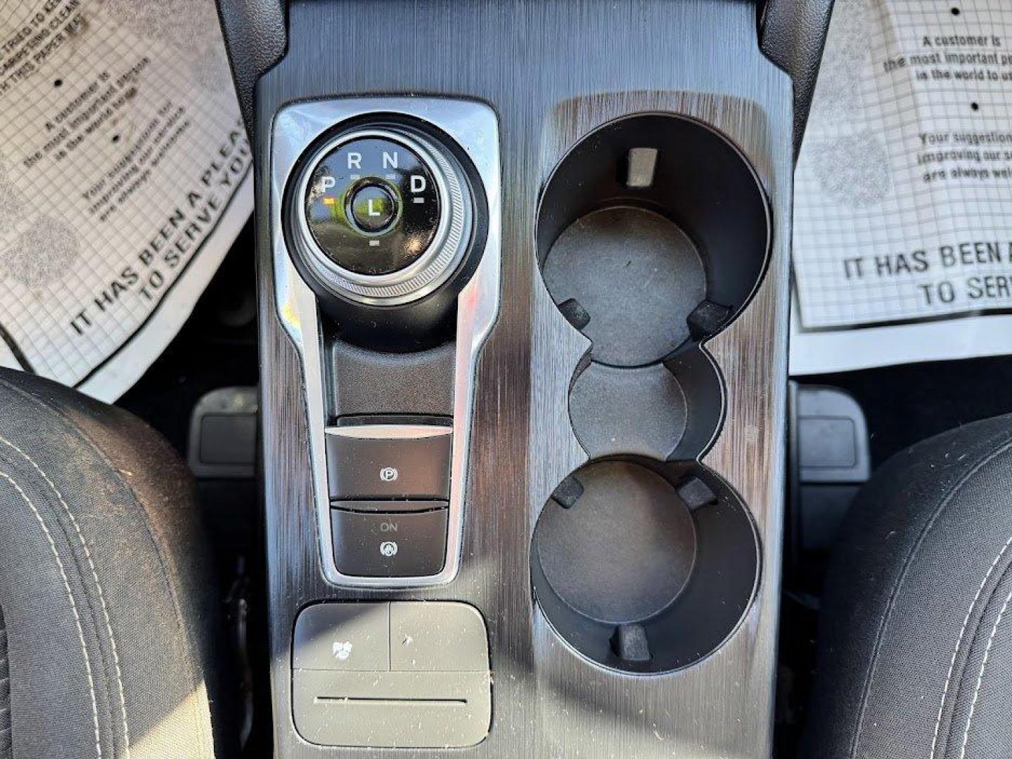 2023 White Ford Escape (1FMCU0GZ7PU) with an 2.5l I-4 Smpi Dohc Hybrd engine, located at 745 East Steele Rd., West Columbia, SC, 29170, (803) 755-9148, 33.927212, -81.148483 - Internet Special - 2023 Ford Escape Active Hybrid - Photo#6