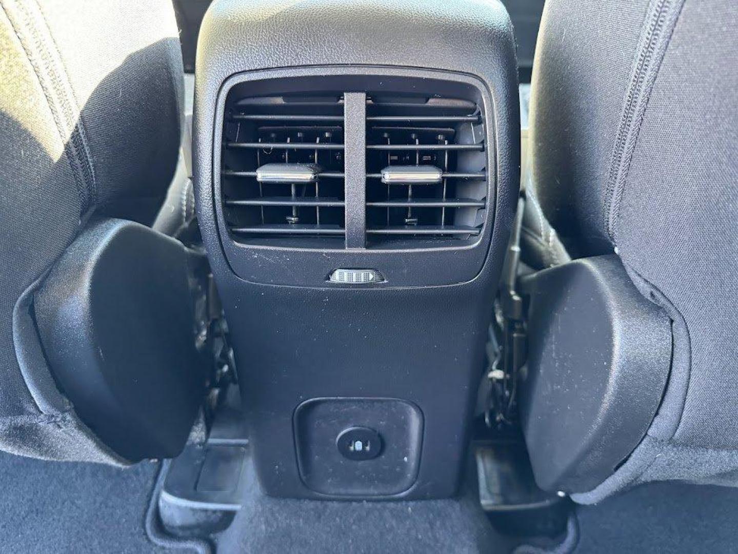 2023 White Ford Escape (1FMCU0GZ7PU) with an 2.5l I-4 Smpi Dohc Hybrd engine, located at 745 East Steele Rd., West Columbia, SC, 29170, (803) 755-9148, 33.927212, -81.148483 - Internet Special - 2023 Ford Escape Active Hybrid - Photo#18