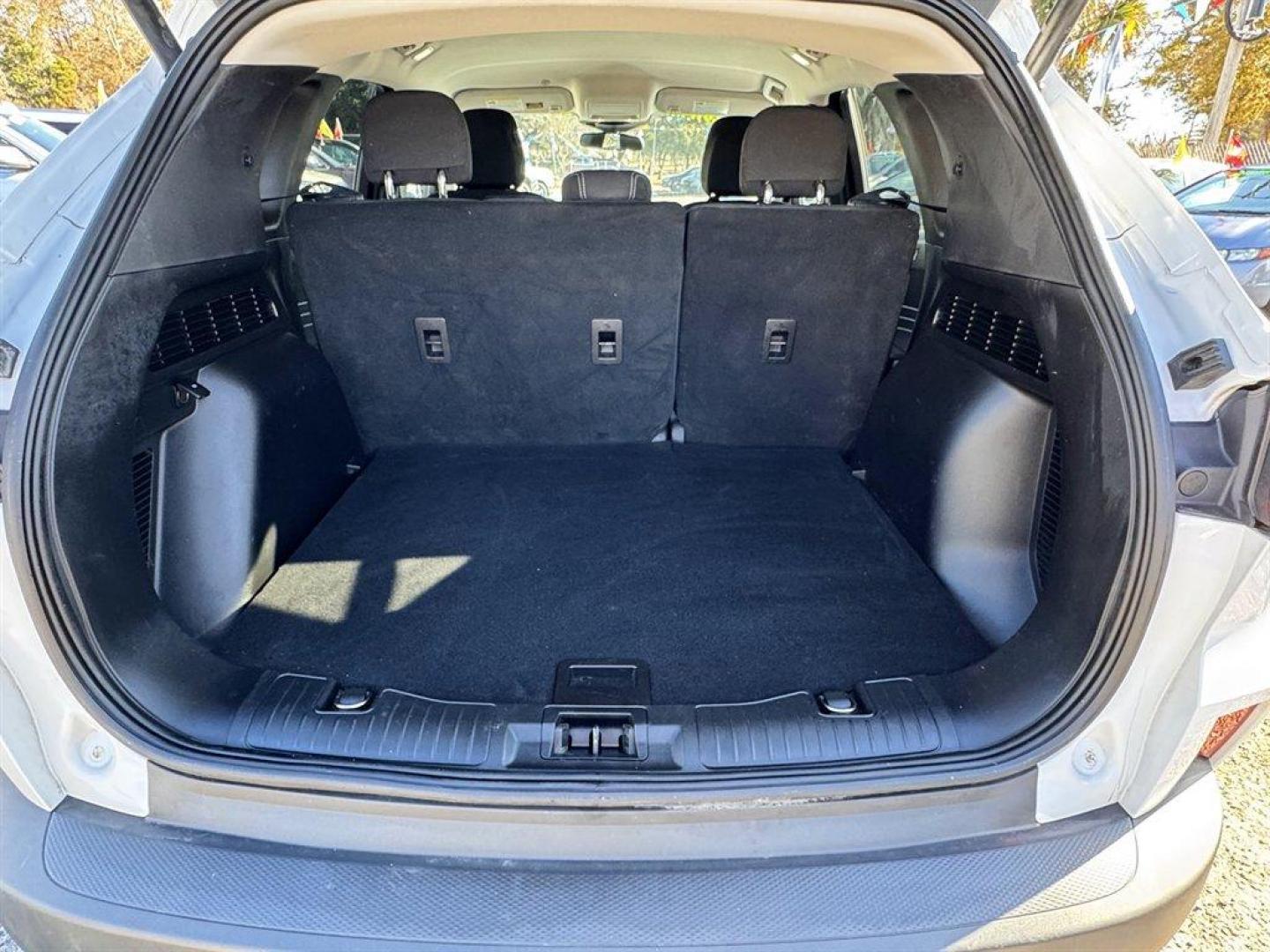 2023 White Ford Escape (1FMCU0GZ7PU) with an 2.5l I-4 Smpi Dohc Hybrd engine, located at 745 East Steele Rd., West Columbia, SC, 29170, (803) 755-9148, 33.927212, -81.148483 - Internet Special - 2023 Ford Escape Active Hybrid - Photo#23