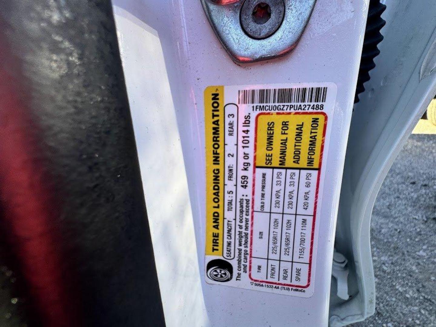 2023 White Ford Escape (1FMCU0GZ7PU) with an 2.5l I-4 Smpi Dohc Hybrd engine, located at 745 East Steele Rd., West Columbia, SC, 29170, (803) 755-9148, 33.927212, -81.148483 - Internet Special - 2023 Ford Escape Active Hybrid - Photo#27