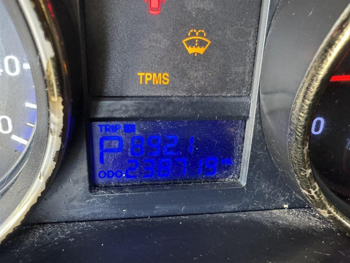 2012 Red /Black Hyundai Genesis Coupe (KMHHT6KD4CU) with an 2.0l I-4 MPI Dohc T/C 2.0 engine, Automatic transmission, located at 745 East Steele Rd., West Columbia, SC, 29170, (803) 755-9148, 33.927212, -81.148483 - Photo#12