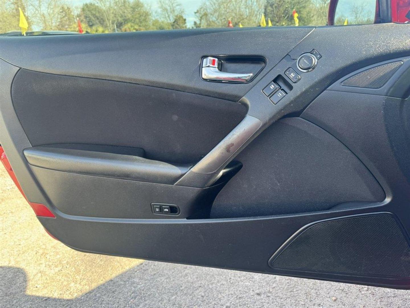 2012 Red /Black Hyundai Genesis Coupe (KMHHT6KD4CU) with an 2.0l I-4 MPI Dohc T/C 2.0 engine, Automatic transmission, located at 745 East Steele Rd., West Columbia, SC, 29170, (803) 755-9148, 33.927212, -81.148483 - Photo#15