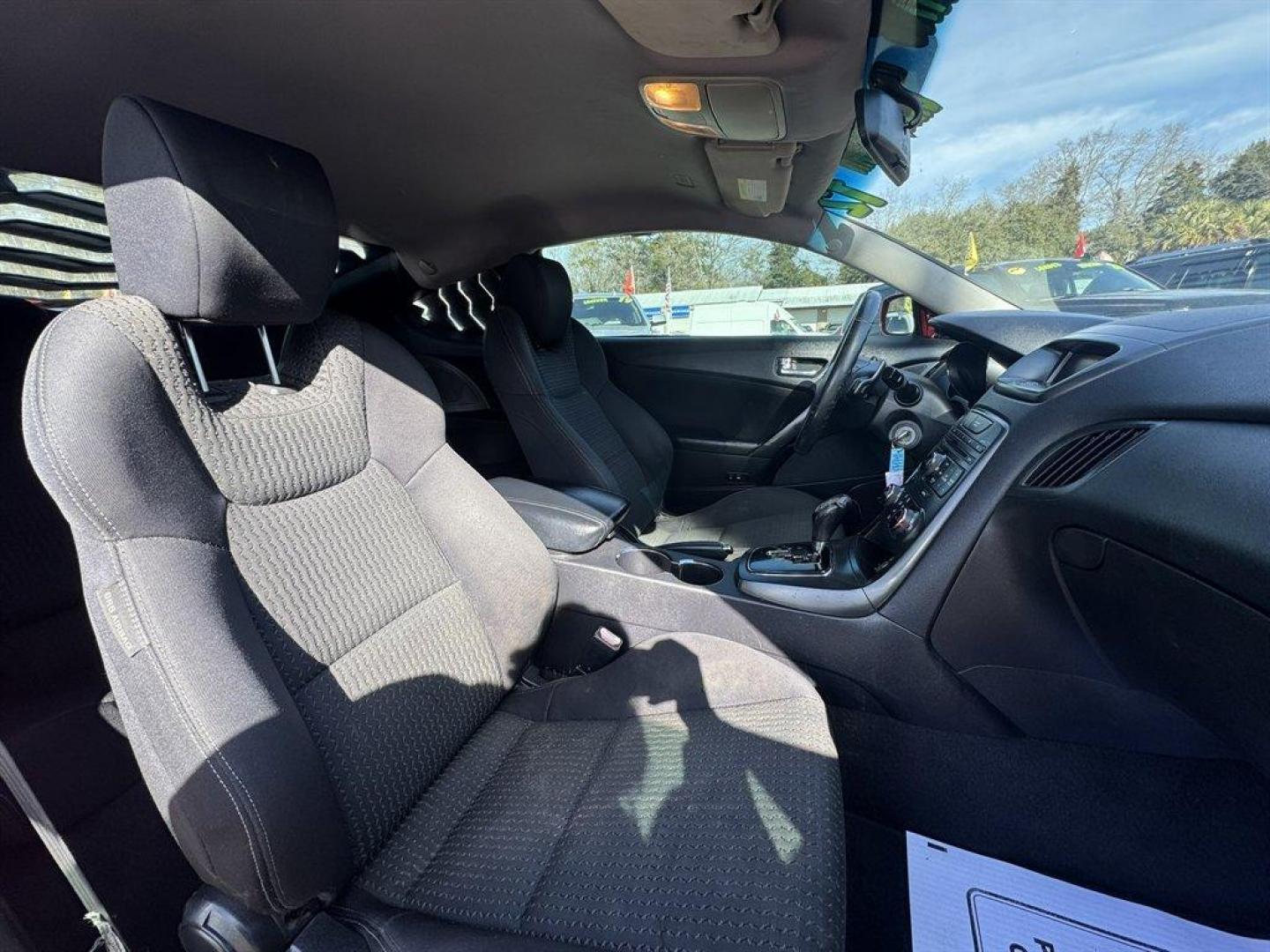 2012 Red /Black Hyundai Genesis Coupe (KMHHT6KD4CU) with an 2.0l I-4 MPI Dohc T/C 2.0 engine, Automatic transmission, located at 745 East Steele Rd., West Columbia, SC, 29170, (803) 755-9148, 33.927212, -81.148483 - Photo#21