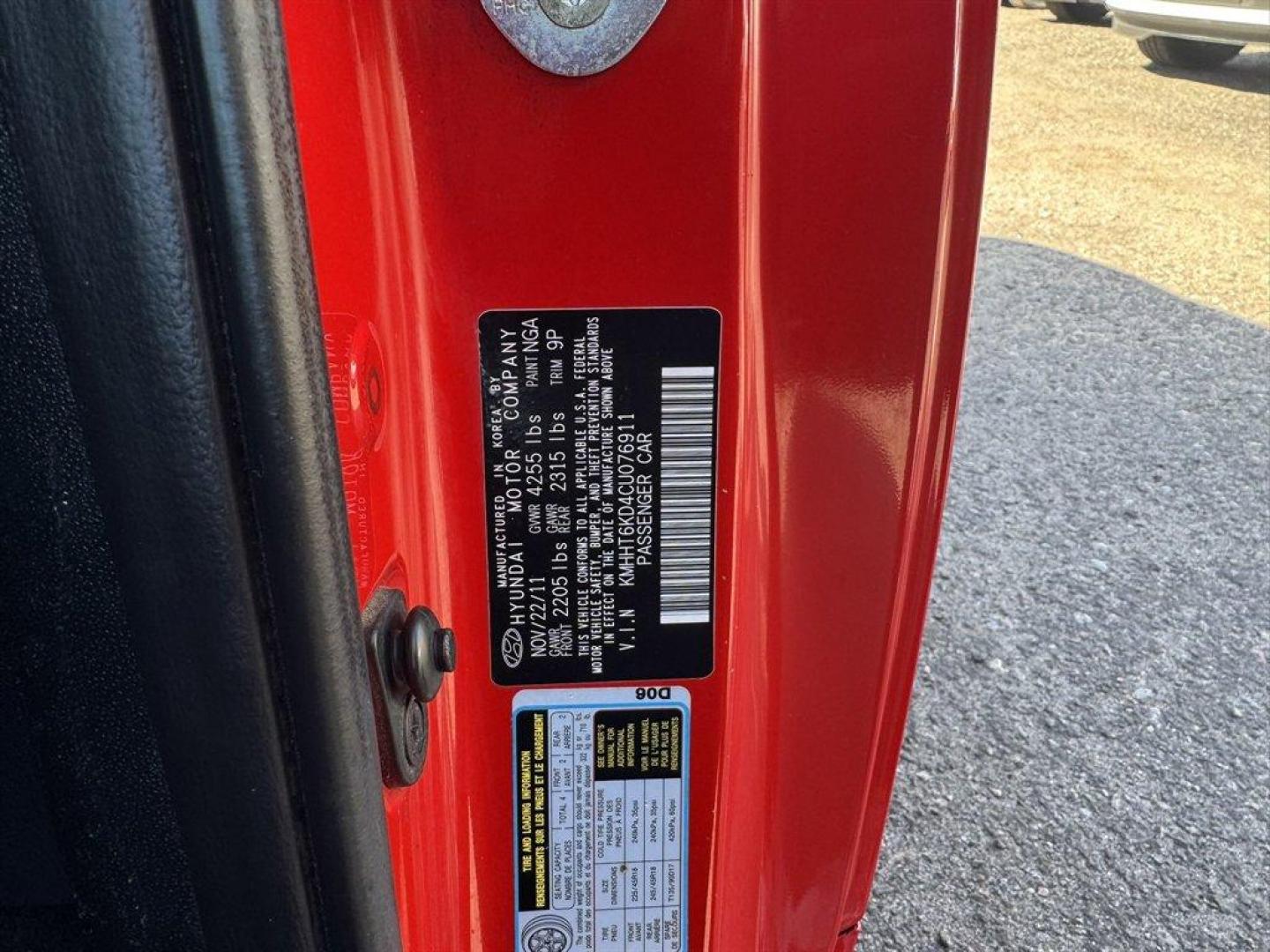 2012 Red /Black Hyundai Genesis Coupe (KMHHT6KD4CU) with an 2.0l I-4 MPI Dohc T/C 2.0 engine, Automatic transmission, located at 745 East Steele Rd., West Columbia, SC, 29170, (803) 755-9148, 33.927212, -81.148483 - Photo#28