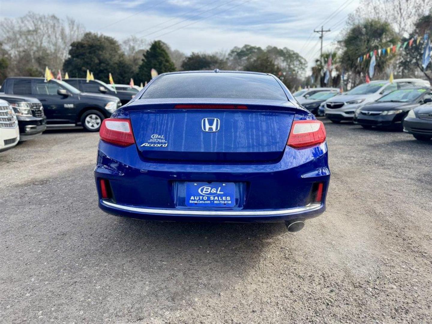 2015 Blue /Black Honda Accord (1HGCT1B81FA) with an 2.4l I-4 DI Dohc 2.4l engine, Automatic transmission, located at 745 East Steele Rd., West Columbia, SC, 29170, (803) 755-9148, 33.927212, -81.148483 - Photo#4