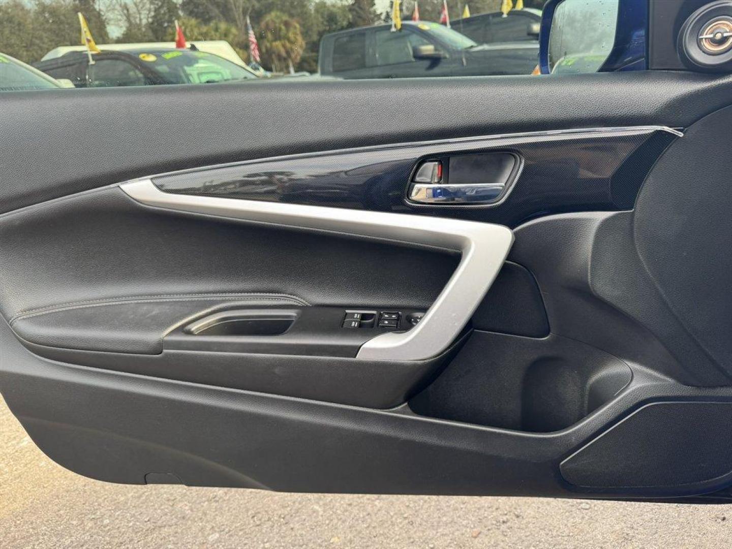 2015 Blue /Black Honda Accord (1HGCT1B81FA) with an 2.4l I-4 DI Dohc 2.4l engine, Automatic transmission, located at 745 East Steele Rd., West Columbia, SC, 29170, (803) 755-9148, 33.927212, -81.148483 - Photo#17