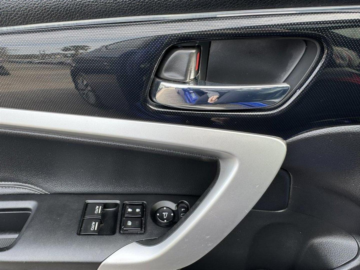 2015 Blue /Black Honda Accord (1HGCT1B81FA) with an 2.4l I-4 DI Dohc 2.4l engine, Automatic transmission, located at 745 East Steele Rd., West Columbia, SC, 29170, (803) 755-9148, 33.927212, -81.148483 - Photo#18