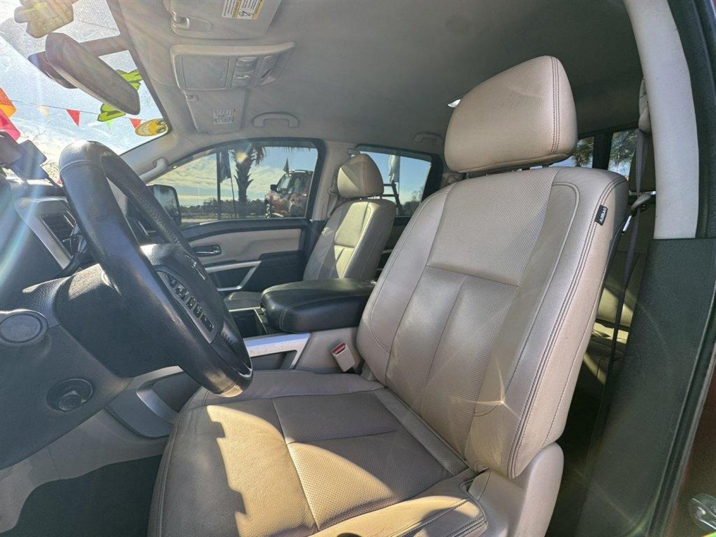 2017 Red /Beige Nissan Titan XD (1N6BA1F40HN) with an 5.0l V8 DI Dohc Tdsl 5.0l engine, Automatic transmission, located at 745 East Steele Rd., West Columbia, SC, 29170, (803) 755-9148, 33.927212, -81.148483 - Photo#21