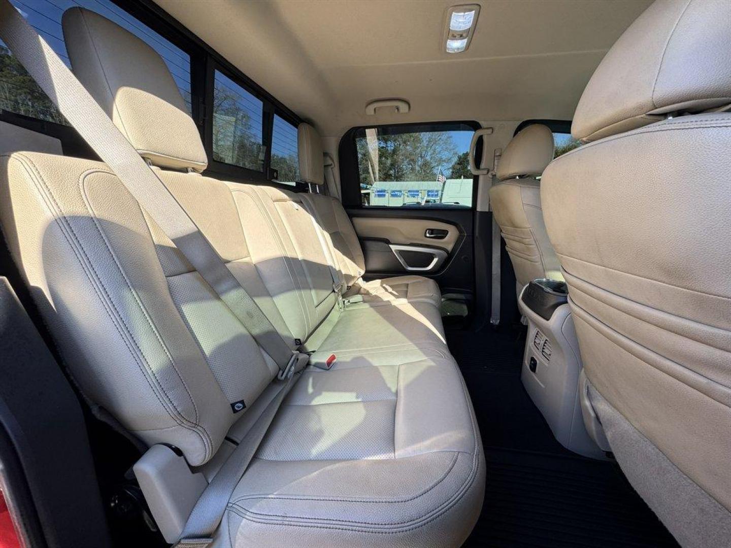 2017 Red /Beige Nissan Titan XD (1N6BA1F40HN) with an 5.0l V8 DI Dohc Tdsl 5.0l engine, Automatic transmission, located at 745 East Steele Rd., West Columbia, SC, 29170, (803) 755-9148, 33.927212, -81.148483 - Photo#26