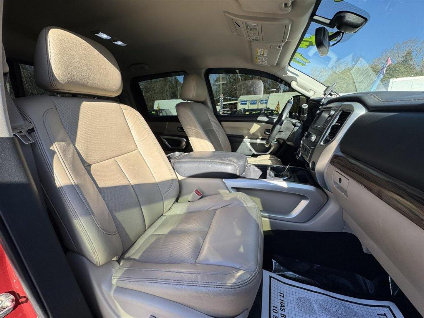 2017 Red /Beige Nissan Titan XD (1N6BA1F40HN) with an 5.0l V8 DI Dohc Tdsl 5.0l engine, Automatic transmission, located at 745 East Steele Rd., West Columbia, SC, 29170, (803) 755-9148, 33.927212, -81.148483 - Photo#28