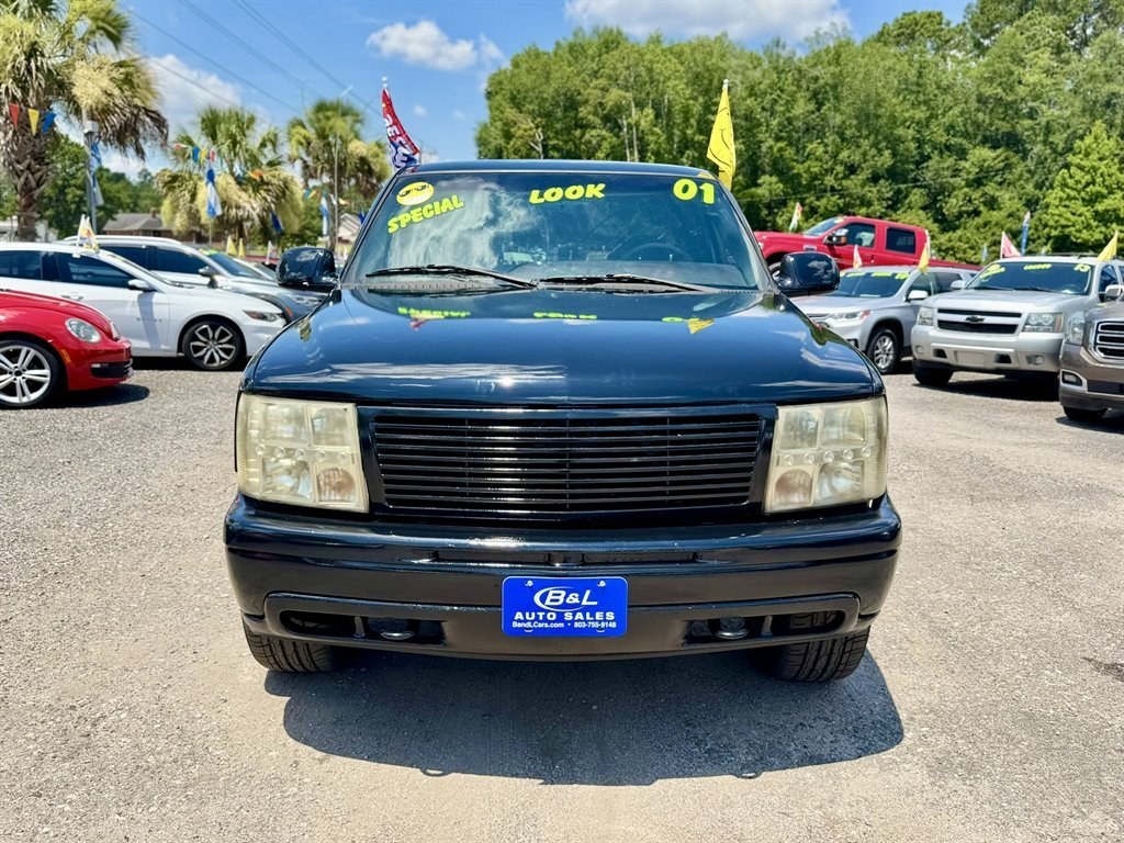2001 Black /Grey Chevrolet Silverado 1500 (1GCEK19T21E) with an 5.3l V8 SFI 5.3l engine, Automatic transmission, located at 745 East Steele Rd., West Columbia, SC, 29170, (803) 755-9148, 33.927212, -81.148483- Photo#1