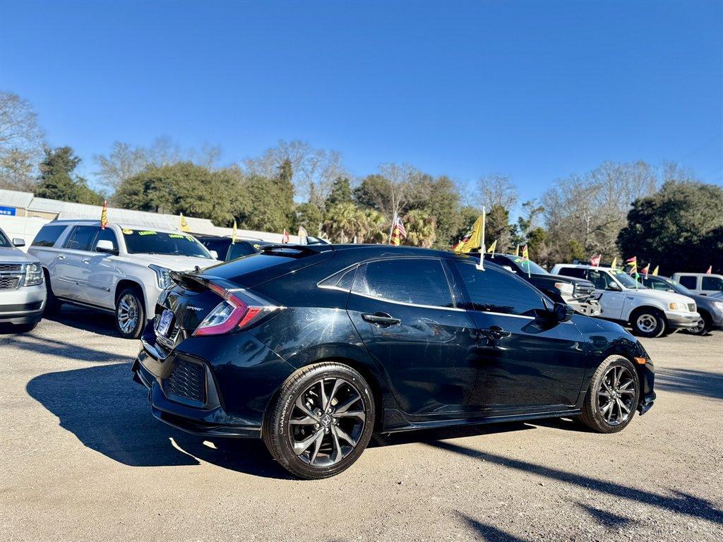 2018 Black /Black Honda Civic (SHHFK7G44JU) with an 1.5l I-4 DI Dohc T/C 1.5l engine, Manual transmission, located at 745 East Steele Rd., West Columbia, SC, 29170, (803) 755-9148, 33.927212, -81.148483 - Photo#3