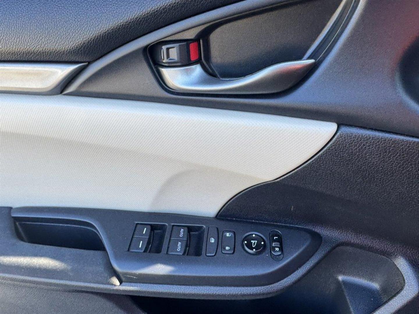 2018 Black /Black Honda Civic (SHHFK7G44JU) with an 1.5l I-4 DI Dohc T/C 1.5l engine, Manual transmission, located at 745 East Steele Rd., West Columbia, SC, 29170, (803) 755-9148, 33.927212, -81.148483 - Photo#16