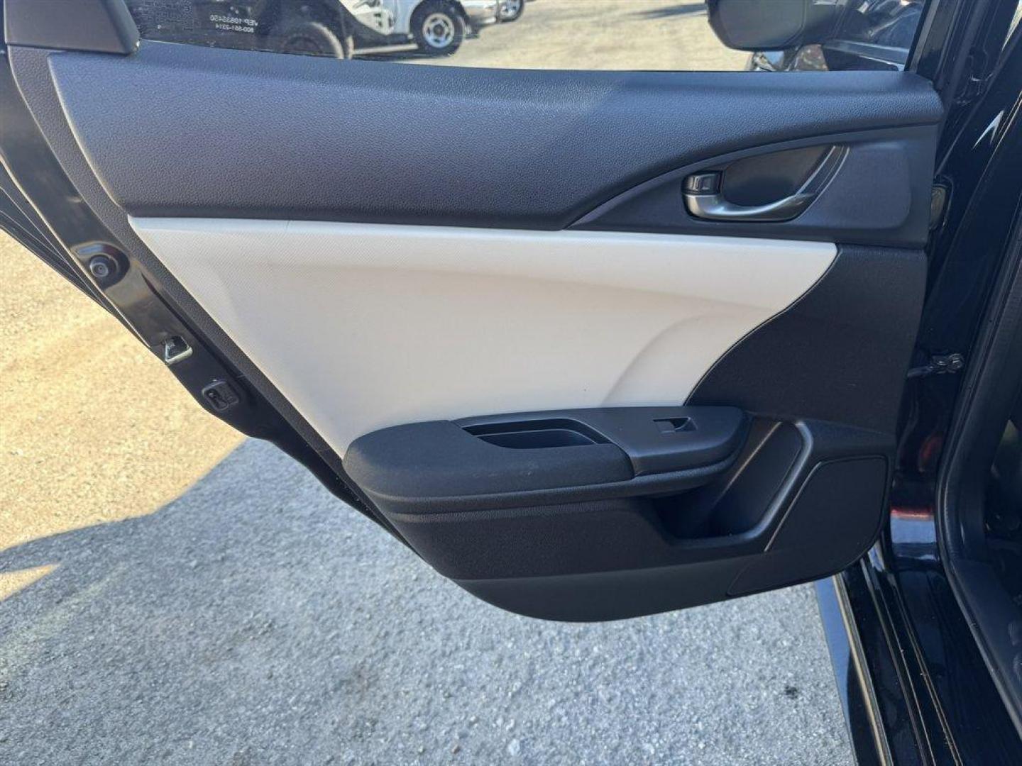 2018 Black /Black Honda Civic (SHHFK7G44JU) with an 1.5l I-4 DI Dohc T/C 1.5l engine, Manual transmission, located at 745 East Steele Rd., West Columbia, SC, 29170, (803) 755-9148, 33.927212, -81.148483 - Photo#18