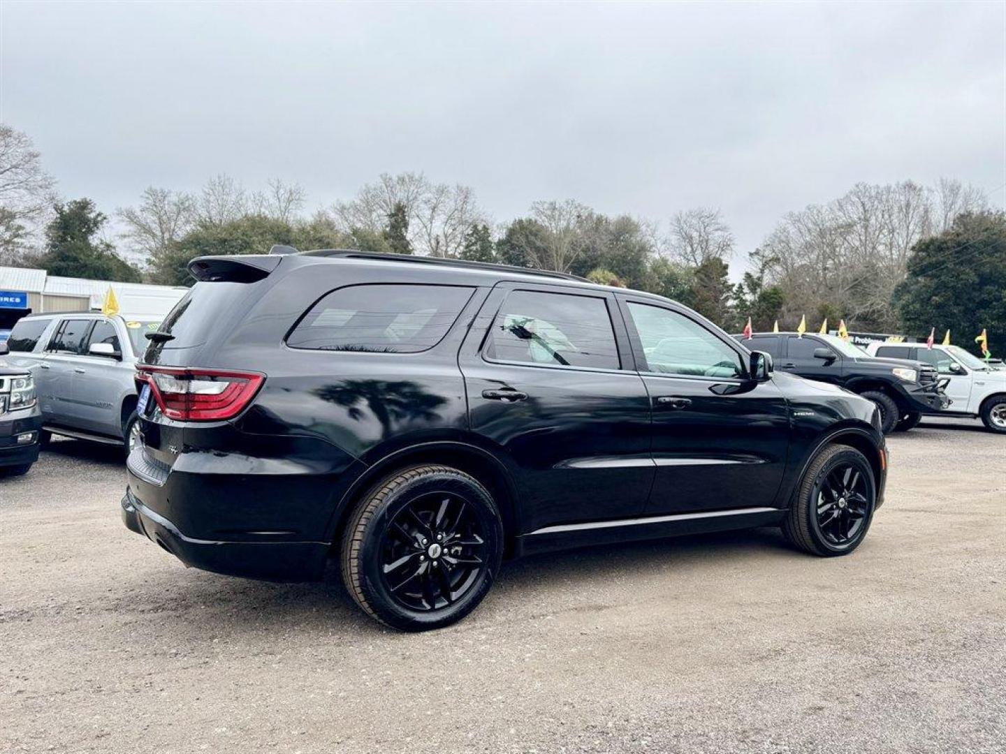 2023 Black /Black Dodge Durango (1C4SDHCT0PC) with an 5.7l V8 Smpi Hemi 5.7l engine, Automatic transmission, located at 745 East Steele Rd., West Columbia, SC, 29170, (803) 755-9148, 33.927212, -81.148483 - Photo#3