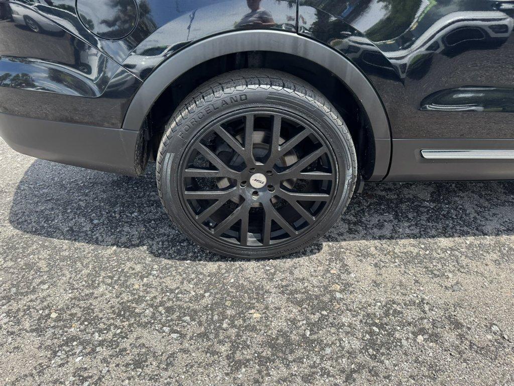2017 Black /Black Ford Explorer (1FM5K7F8XHG) with an 3.5l V6 Smpi TI-VCT 3.5l engine, Automatic transmission, located at 745 East Steele Rd., West Columbia, SC, 29170, (803) 755-9148, 33.927212, -81.148483 - Photo#36