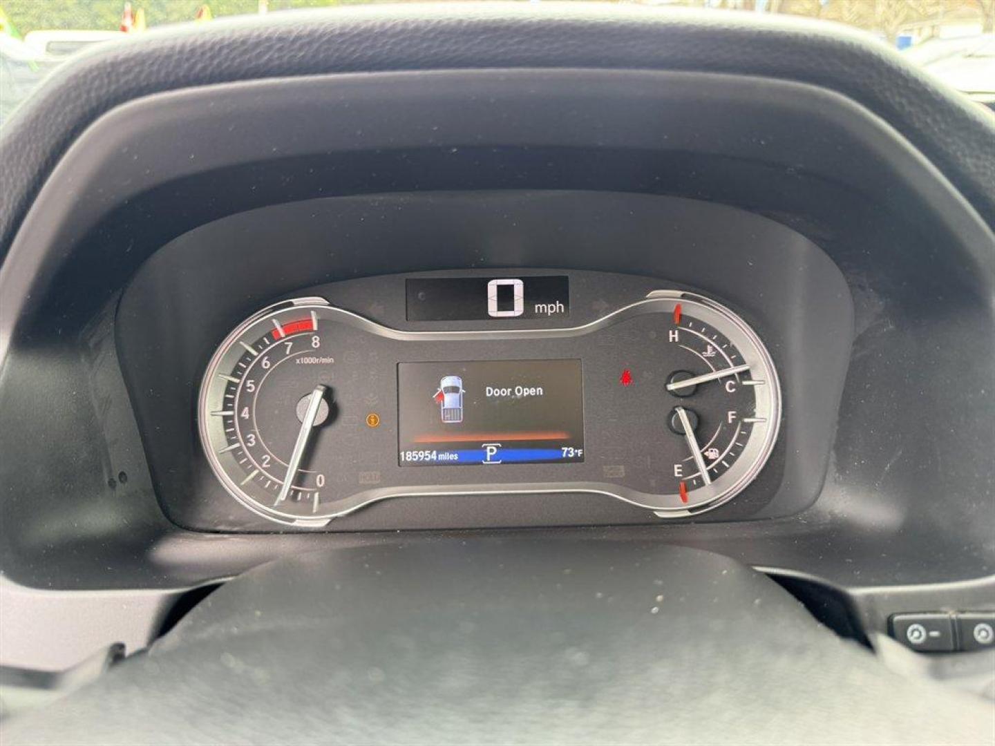 2019 Grey /Grey Honda Ridgeline (5FPYK3F62KB) with an 3.5l V6 DI Sohc I-Vtec 3. engine, Automatic transmission, located at 745 East Steele Rd., West Columbia, SC, 29170, (803) 755-9148, 33.927212, -81.148483 - Photo#10