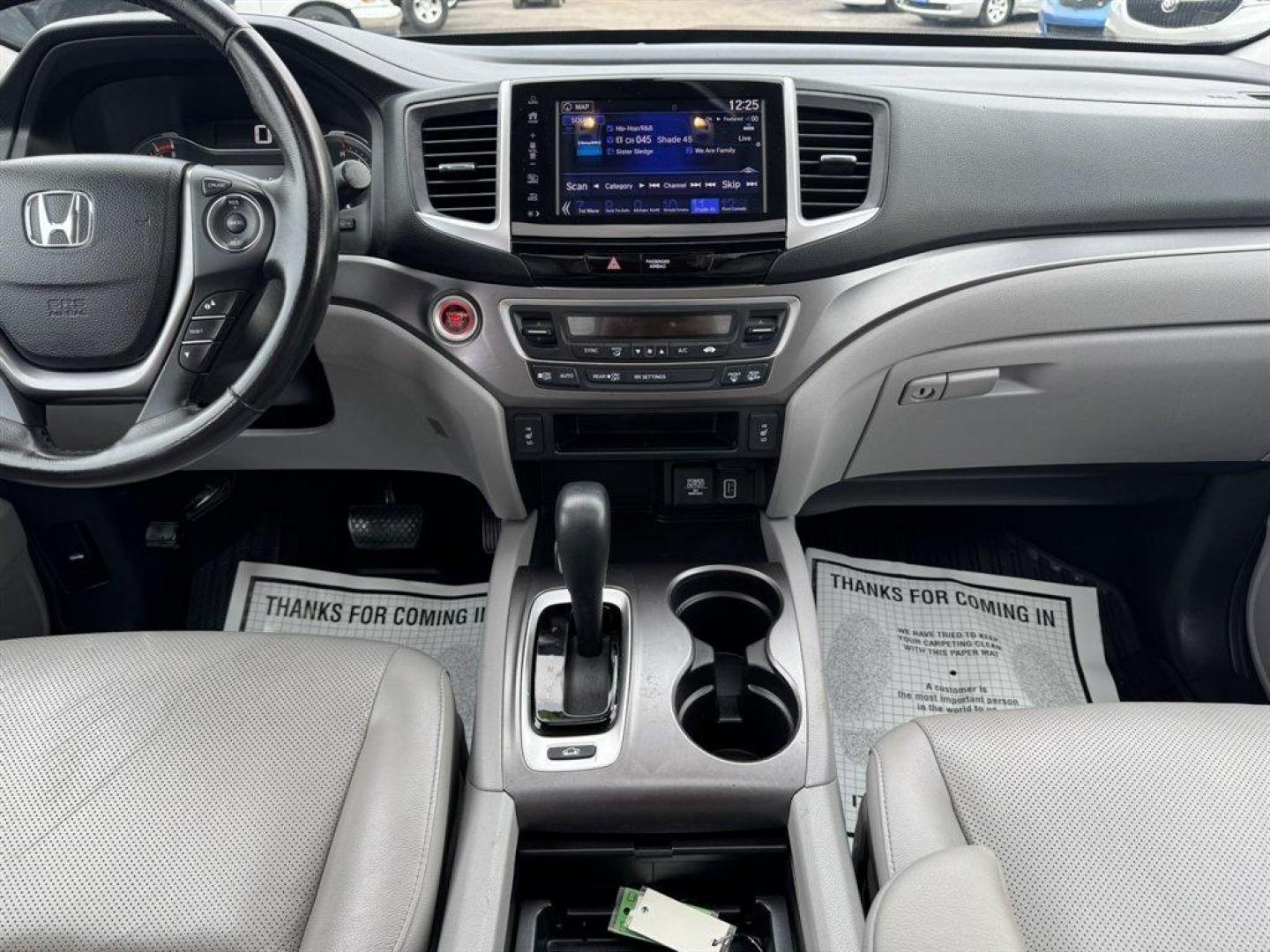 2019 Grey /Grey Honda Ridgeline (5FPYK3F62KB) with an 3.5l V6 DI Sohc I-Vtec 3. engine, Automatic transmission, located at 745 East Steele Rd., West Columbia, SC, 29170, (803) 755-9148, 33.927212, -81.148483 - Photo#11