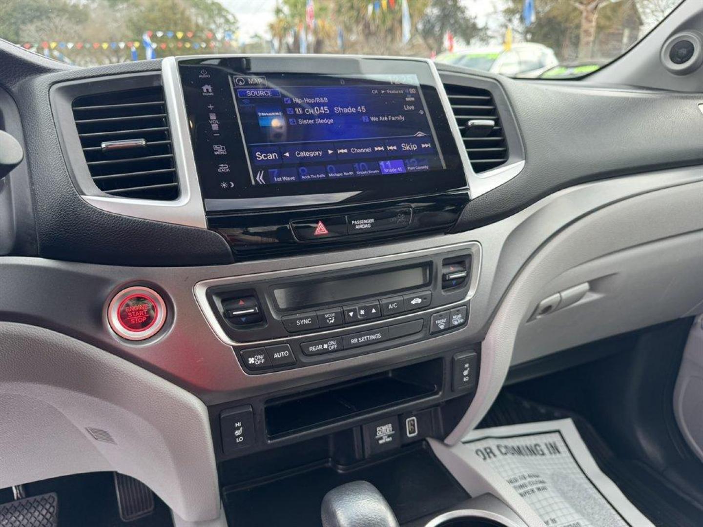 2019 Grey /Grey Honda Ridgeline (5FPYK3F62KB) with an 3.5l V6 DI Sohc I-Vtec 3. engine, Automatic transmission, located at 745 East Steele Rd., West Columbia, SC, 29170, (803) 755-9148, 33.927212, -81.148483 - Photo#12