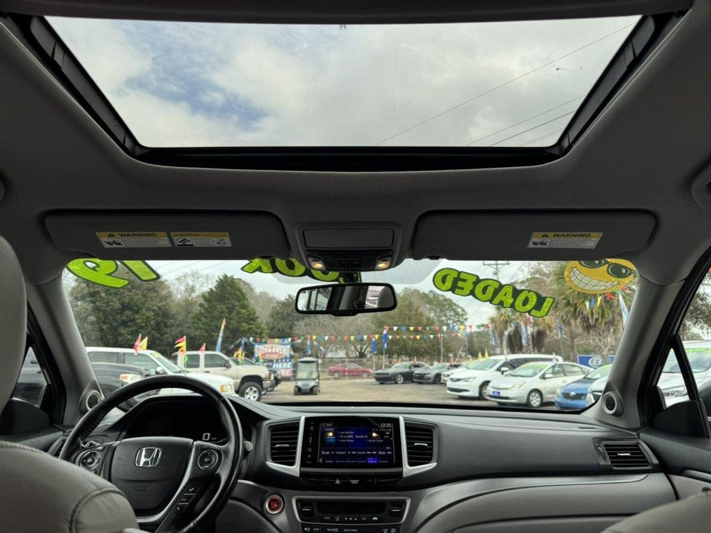 2019 Grey /Grey Honda Ridgeline (5FPYK3F62KB) with an 3.5l V6 DI Sohc I-Vtec 3. engine, Automatic transmission, located at 745 East Steele Rd., West Columbia, SC, 29170, (803) 755-9148, 33.927212, -81.148483 - Photo#17