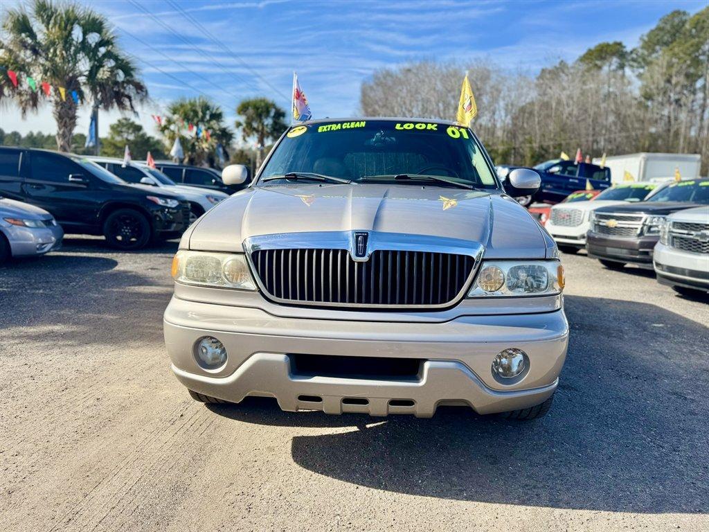 2001 Silver /Taupe Lincoln Navigator (5LMEU27R11L) with an 5.4l V8 EFI Dohc 5.4l engine, Automatic transmission, located at 745 East Steele Rd., West Columbia, SC, 29170, (803) 755-9148, 33.927212, -81.148483 - Photo#1