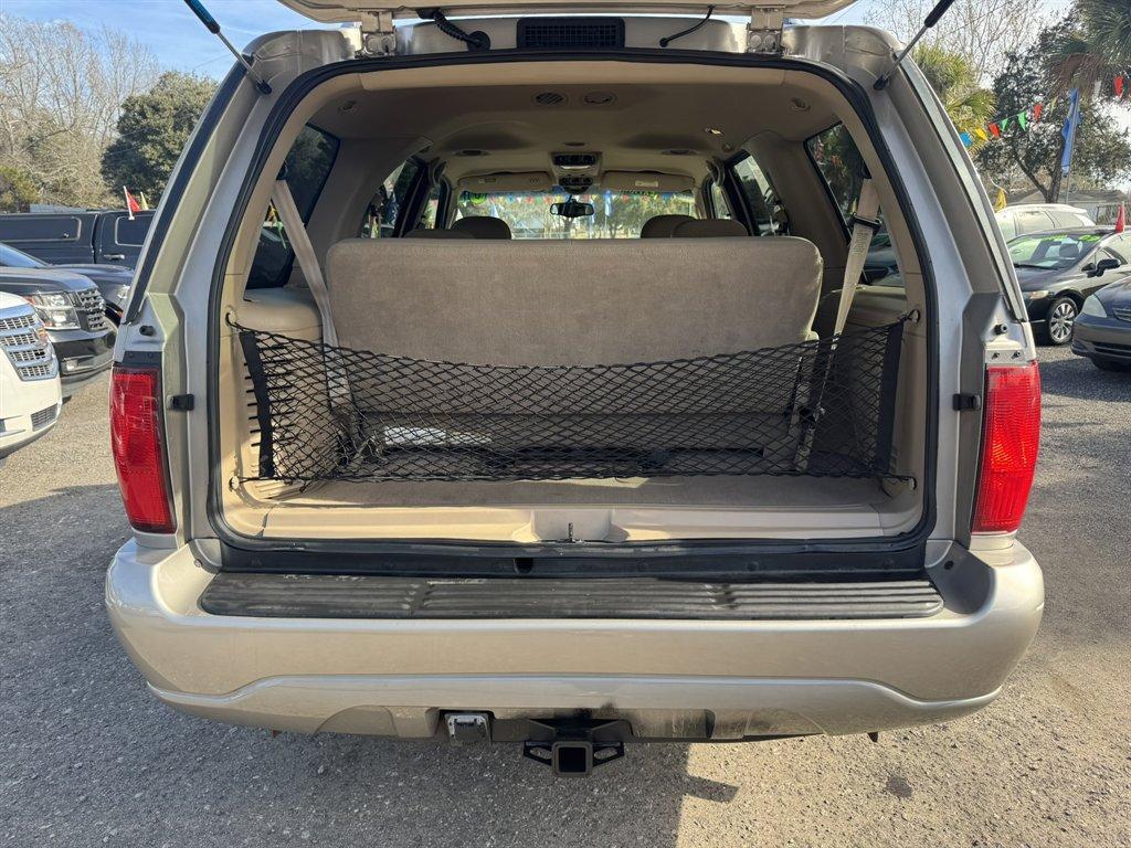 2001 Silver /Taupe Lincoln Navigator (5LMEU27R11L) with an 5.4l V8 EFI Dohc 5.4l engine, Automatic transmission, located at 745 East Steele Rd., West Columbia, SC, 29170, (803) 755-9148, 33.927212, -81.148483 - Photo#29